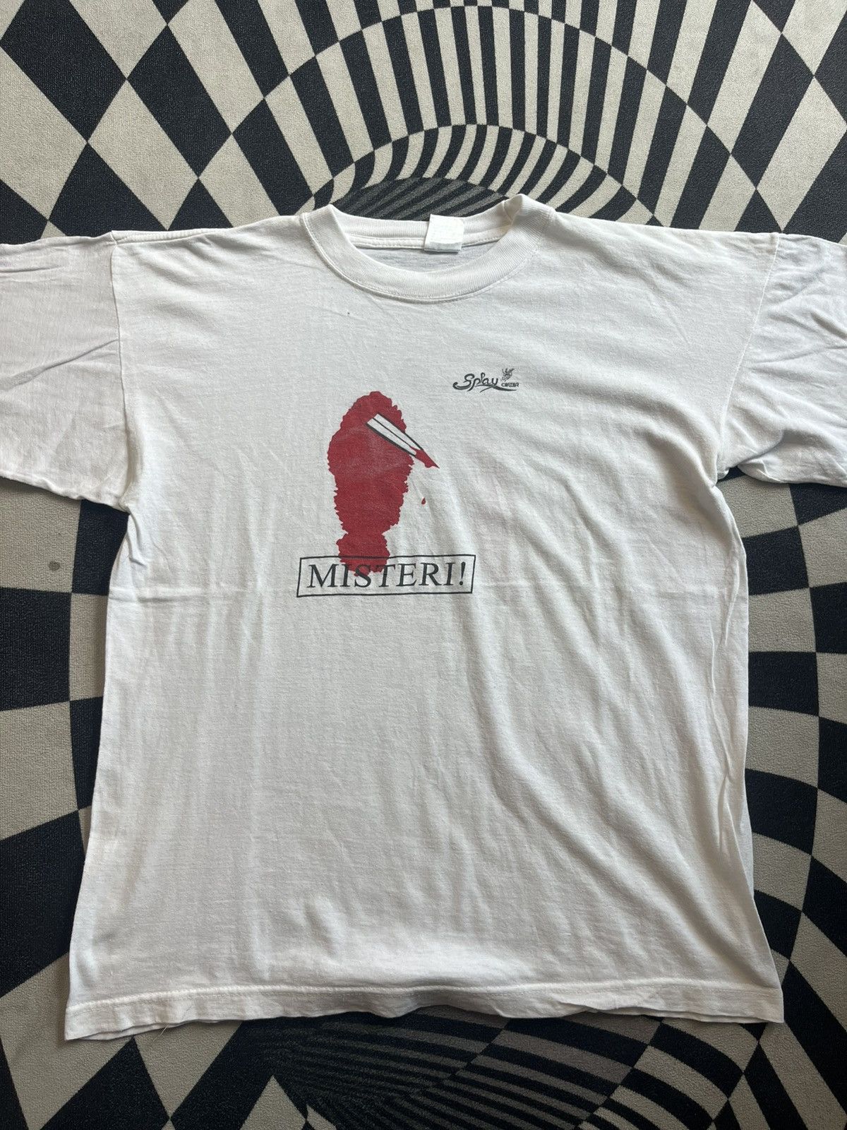 Arts & Science Vintage MISTERI ! Artwork by. Splay Center 90’s tshirt Size US L / EU 52-54 / 3 - 4 Thumbnail