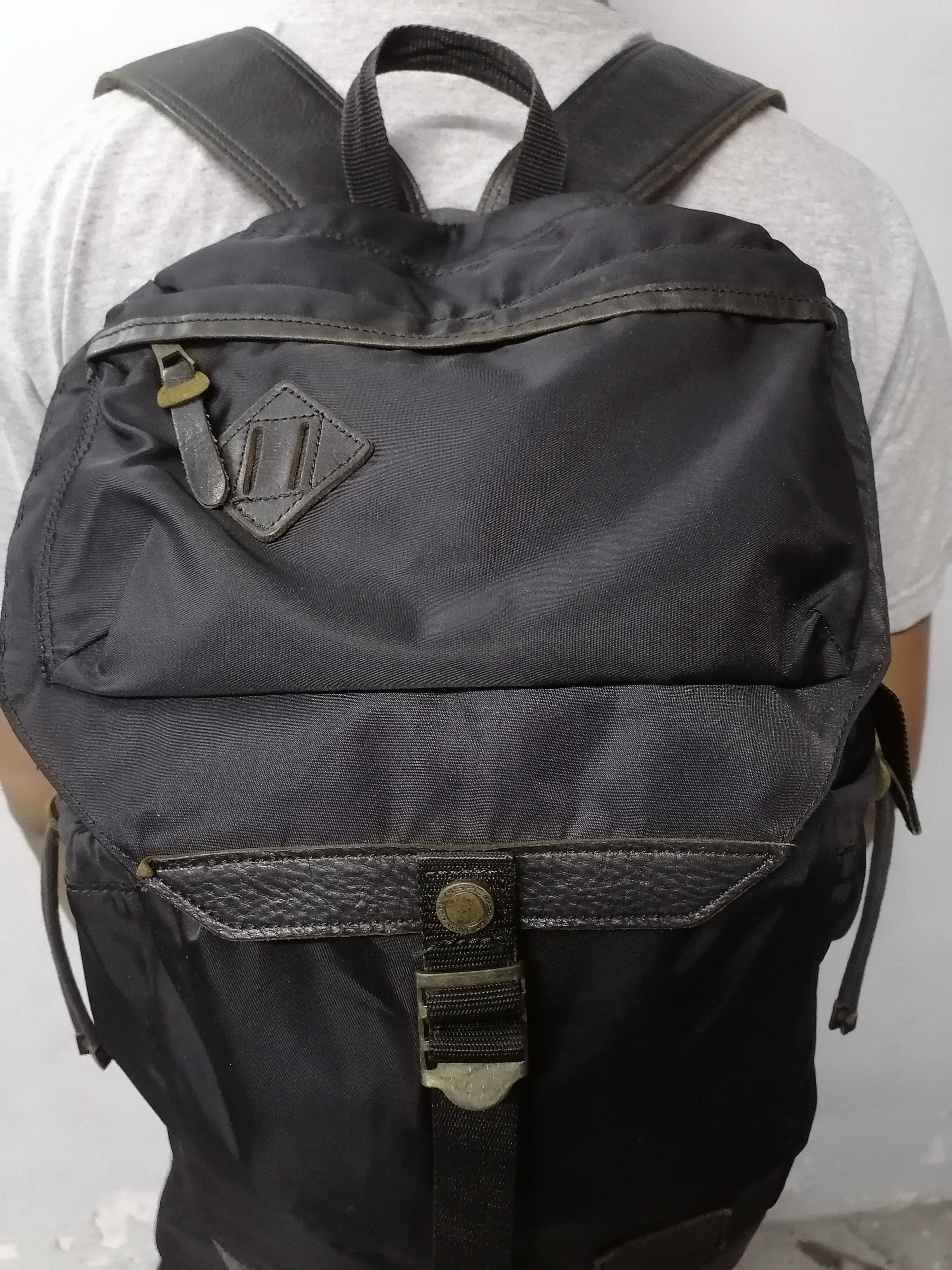 Japanese Brand Journal Standard x Masterpiece Triple Black Bagpack Size ONE SIZE - 3 Thumbnail