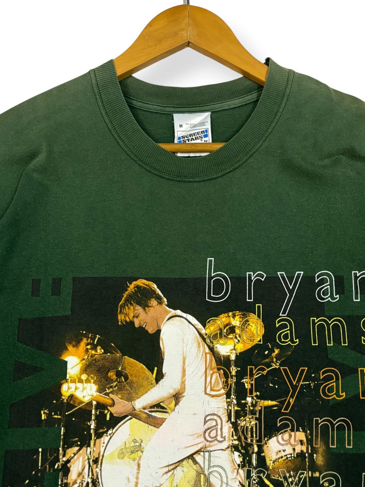 Fruit Of The Loom Vintage 1999 Screen Stars Bryan Adams Tour Faded T-shirt Size US M / EU 48-50 / 2 - 4 Thumbnail