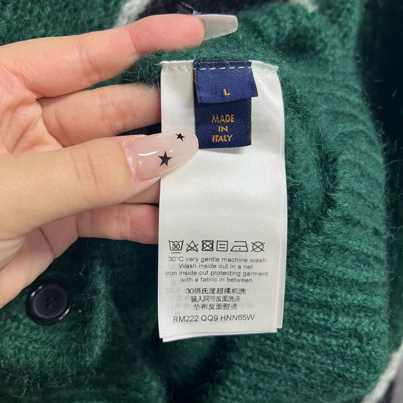 Louis Vuitton Louis Vuitton Long green monogrammed mohair sweater Size US L / EU 52-54 / 3 - 4 Thumbnail