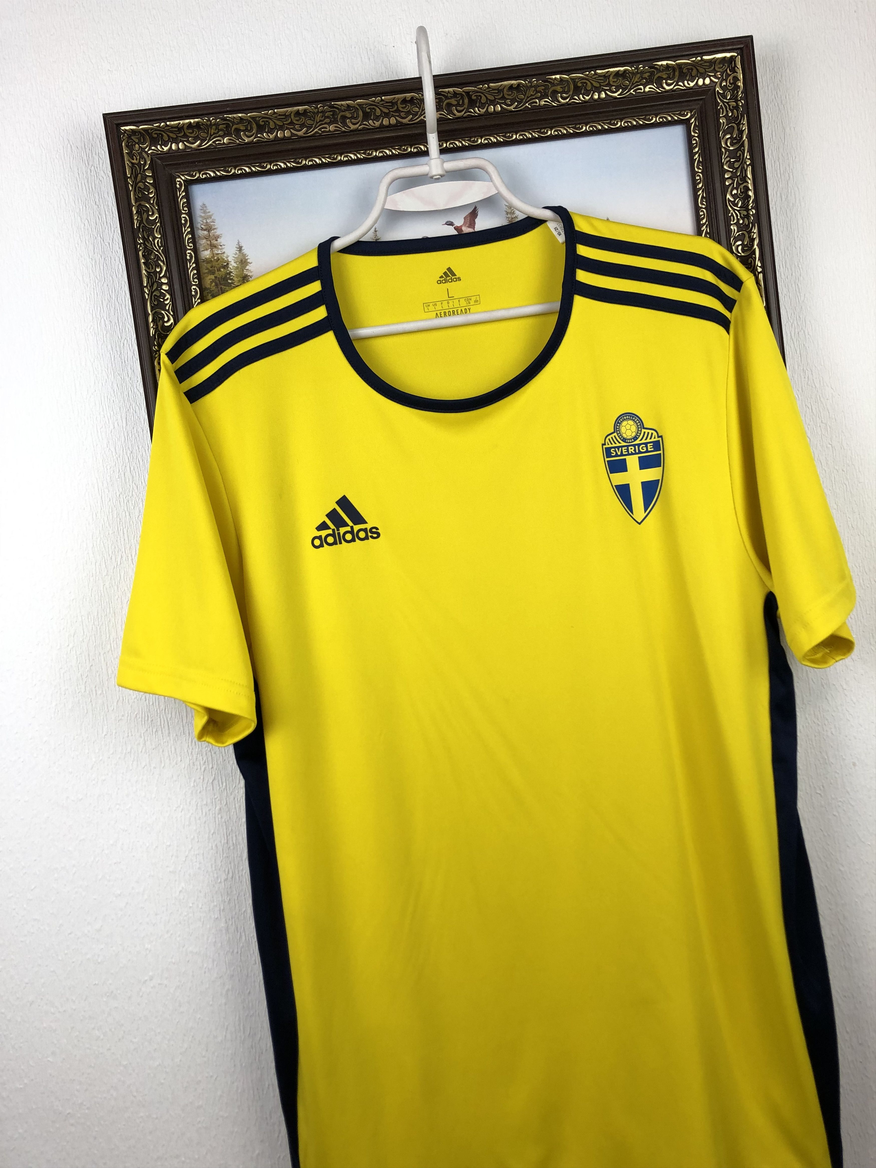 Adidas Sweden Home football shirt 2021 Football Adidas Jersey Size US L / EU 52-54 / 3 - 3 Thumbnail