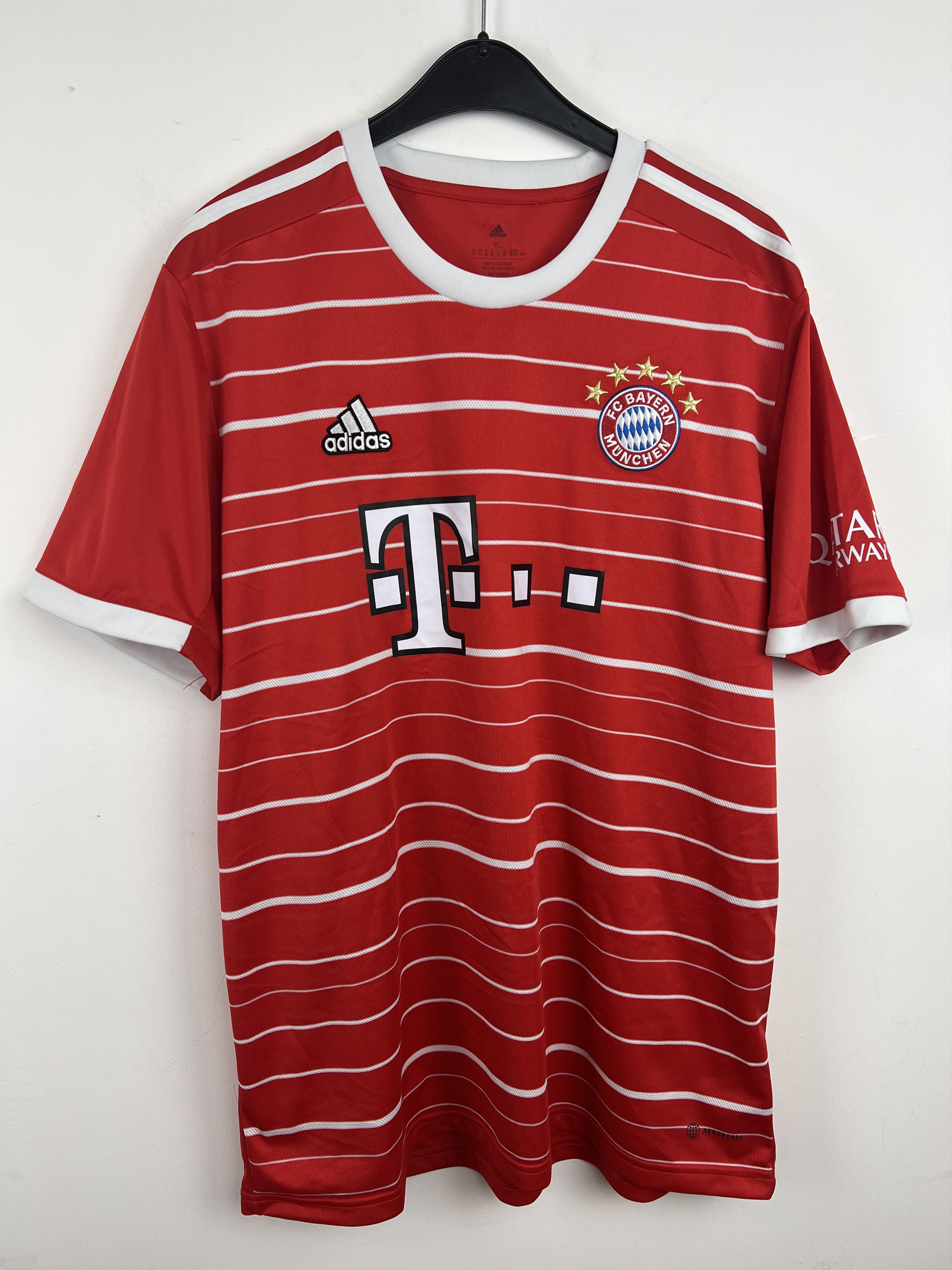 Adidas 2022-2023 FC BAYERN MUNCHEN HOME FOOTBALL Kit SHIRT JERSEY Size US XL / EU 56 / 4 - 1 Thumbnail
