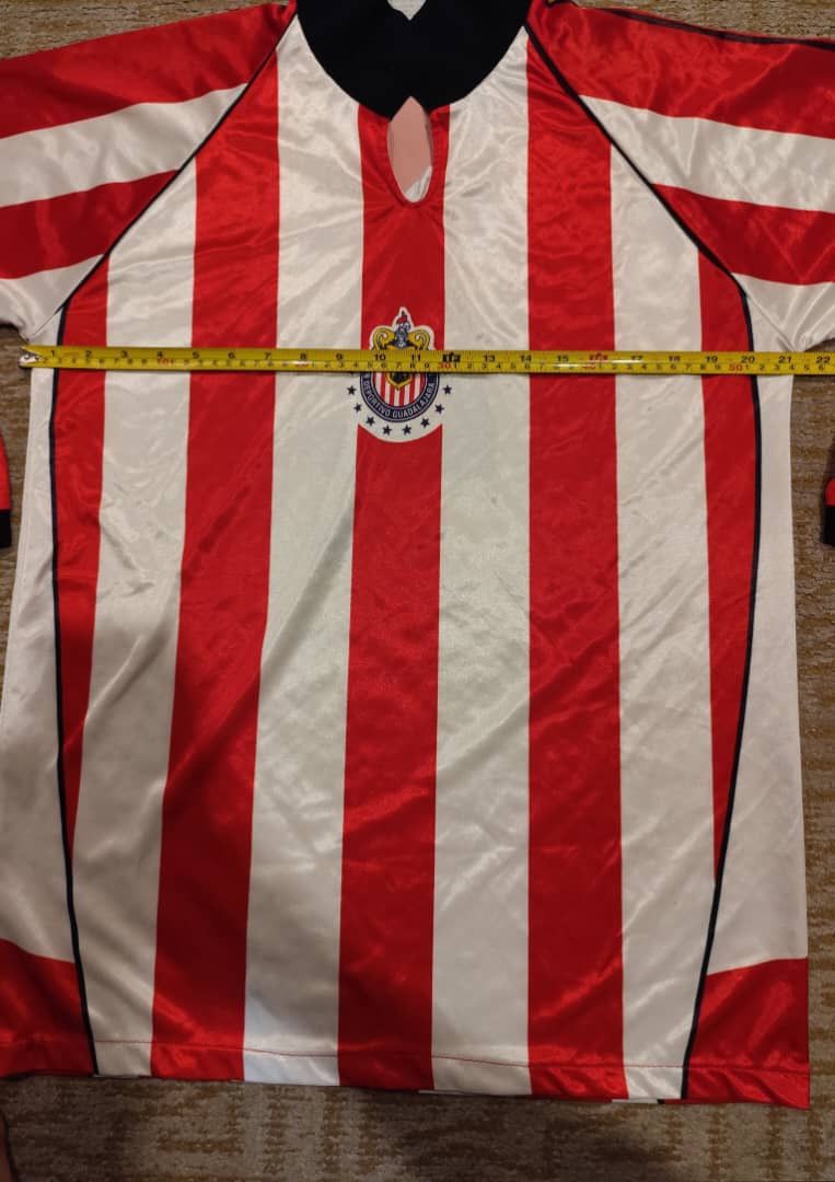 NAV × Vintage Vintage long sleeve Chivas de Guadalajara soccer jersey Size US M / EU 48-50 / 2 - 7 Thumbnail