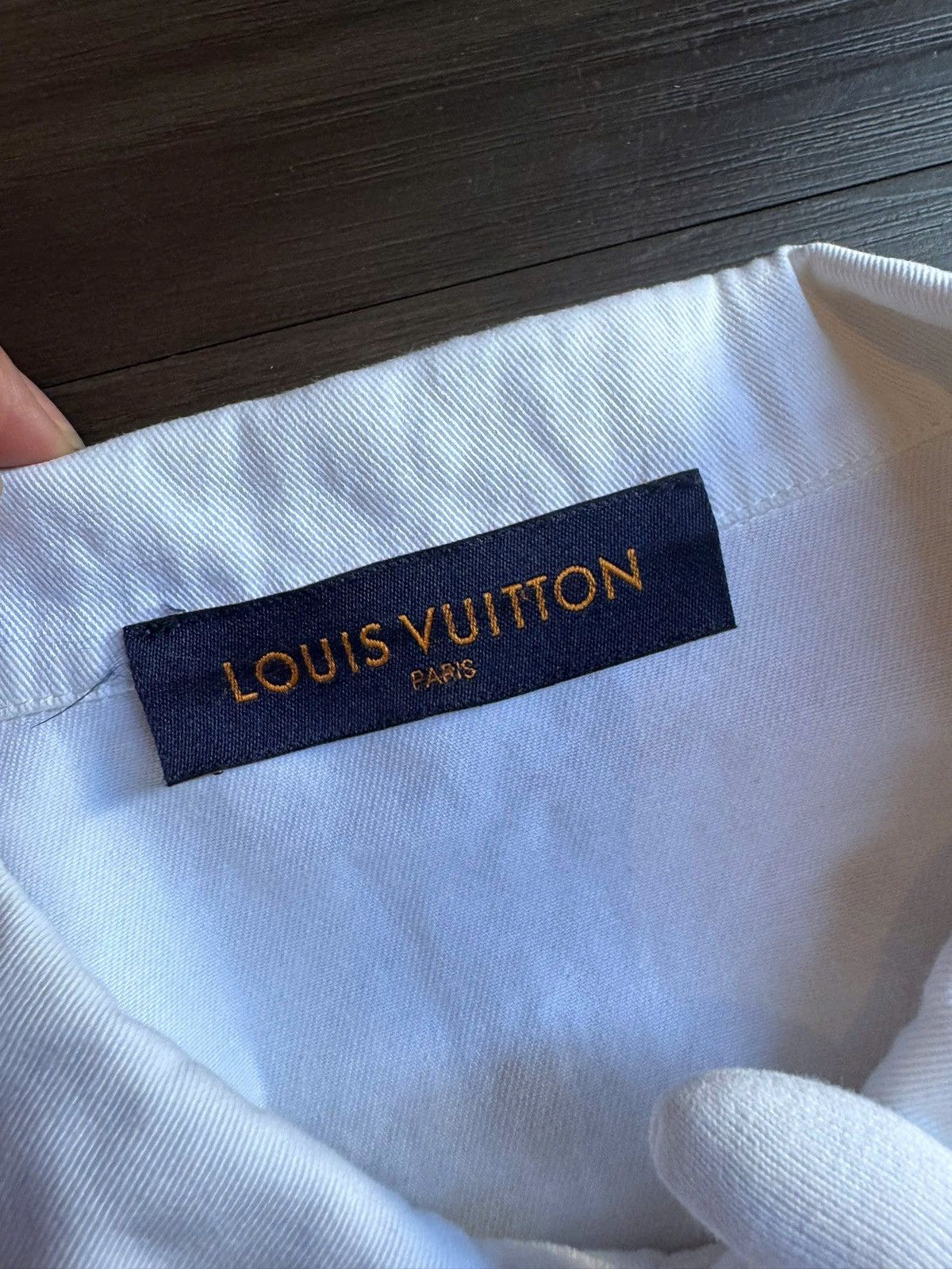 Louis Vuitton Louis Vuitton Puppet Button Shirt Size US L / EU 52-54 / 3 - 5 Thumbnail