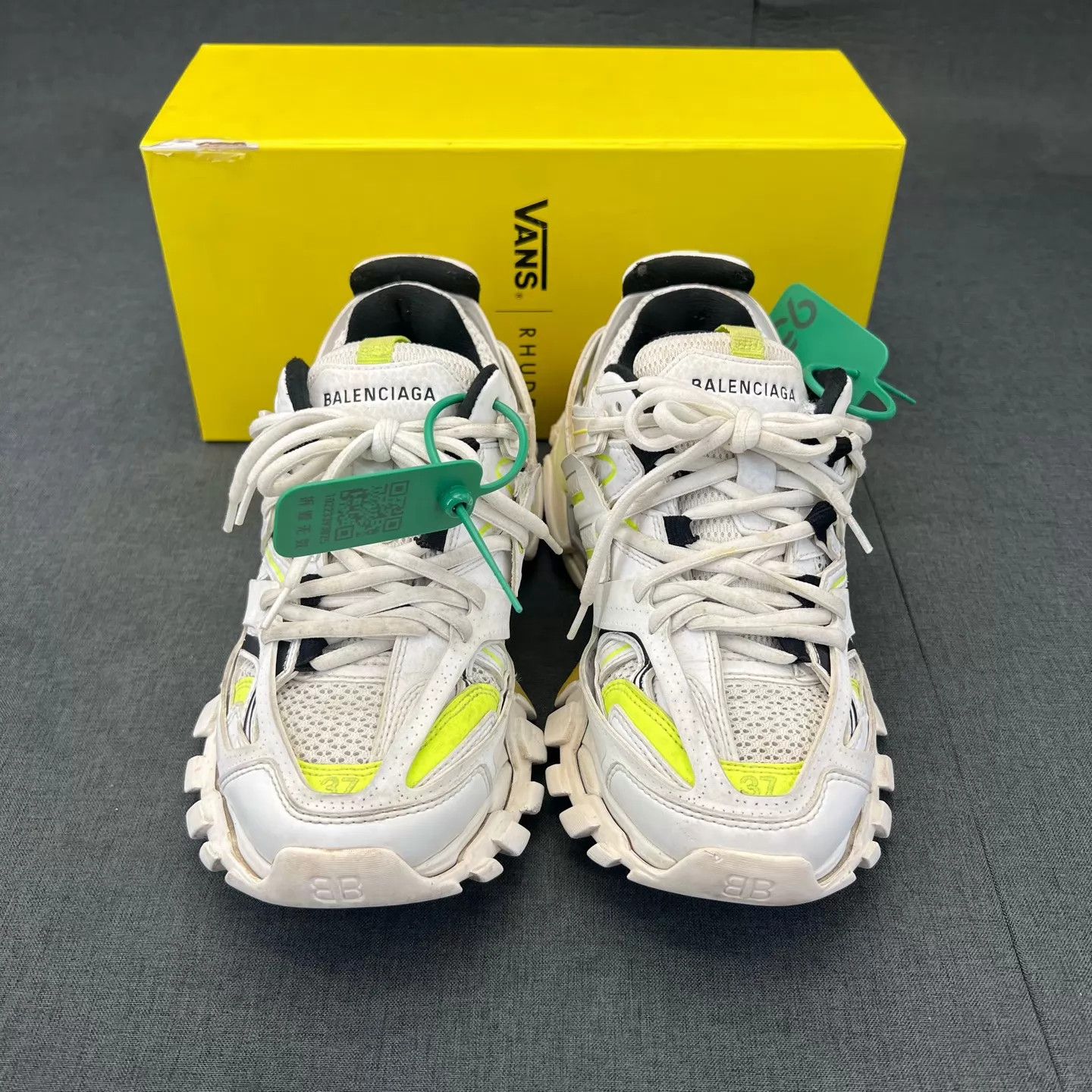 Balenciaga Balenciaga Track Sneaker White Green 37 women's Size US 7 / IT 37 - 4 Thumbnail