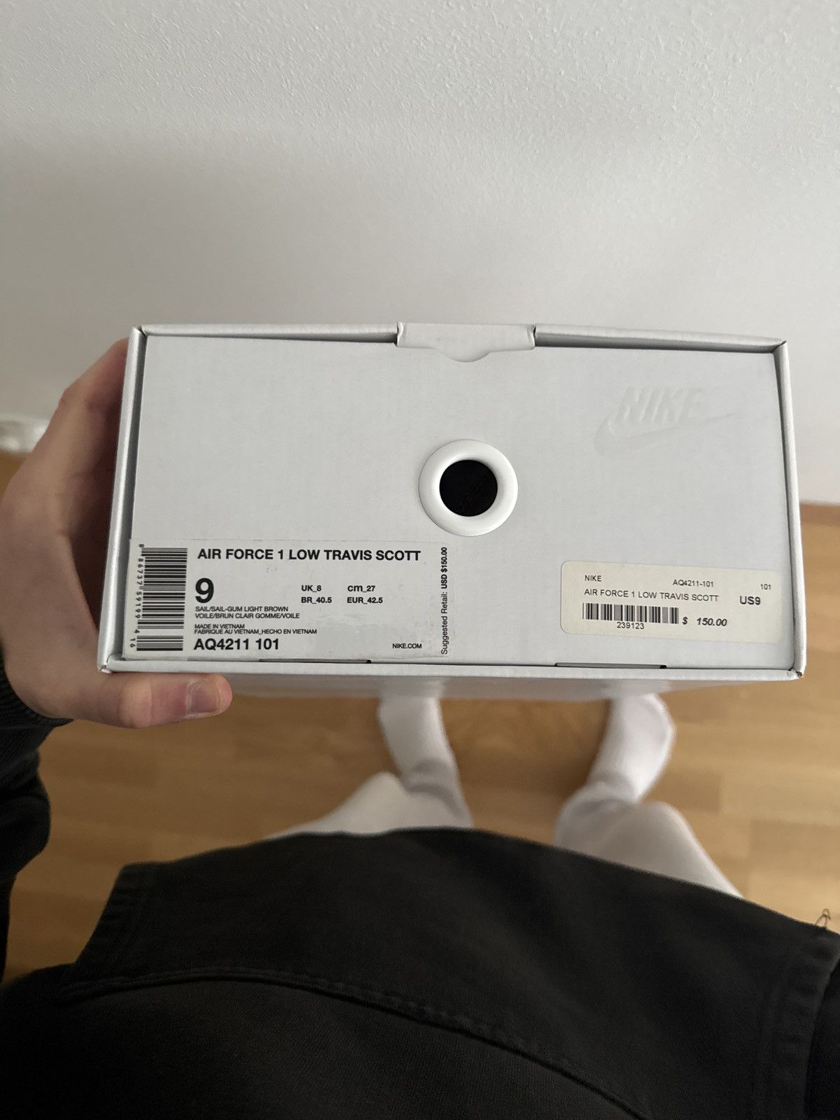 Nike × Travis Scott Nike Air Force 1 x Travis Scott Sail Size US 9 / EU 42 - 12 Thumbnail