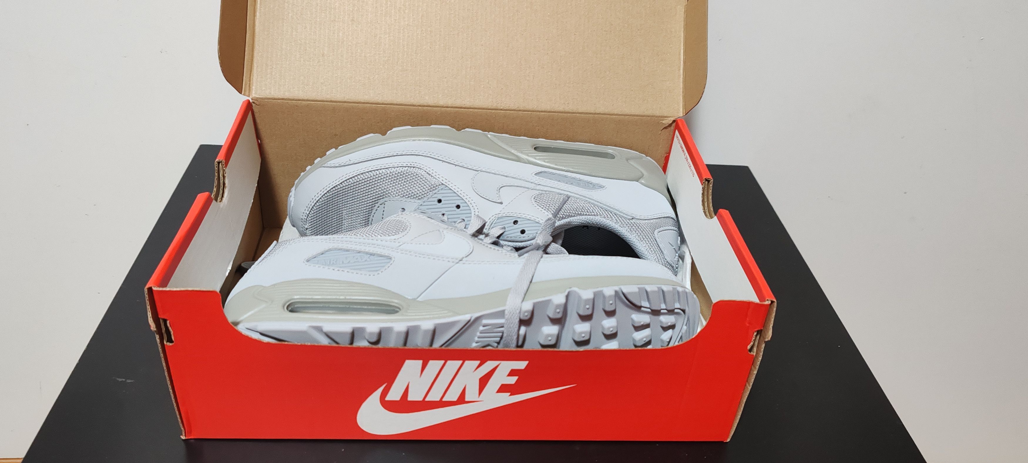Nike AIR MAX 90 Size US 12 / EU 45 - 8 Thumbnail