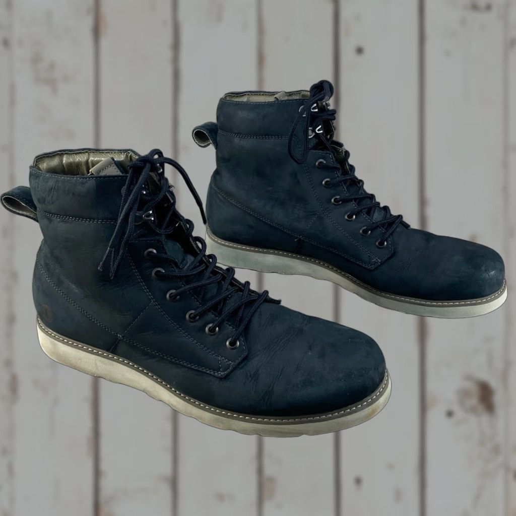 Volcom Volcom Mens 13 Black Leather Boot Smithington Vibram Sole Hiking Winter Boots Size US 12 / EU 45 - 1 Thumbnail