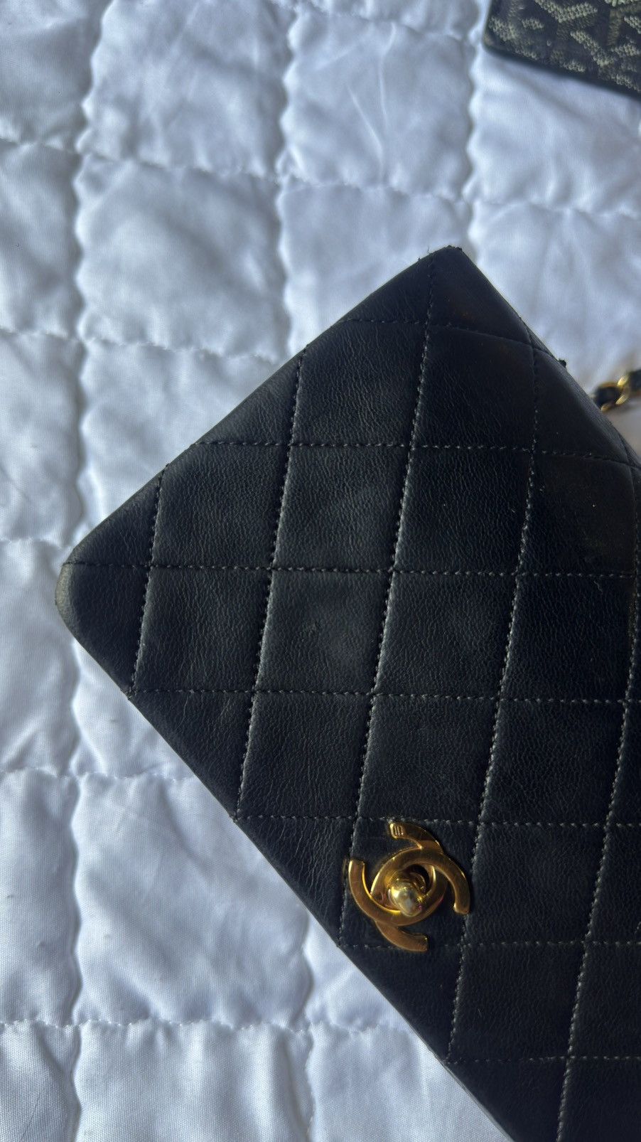 Chanel Chanel Matelasse Shoulder Bag Black Leather Size ONE SIZE - 3 Thumbnail