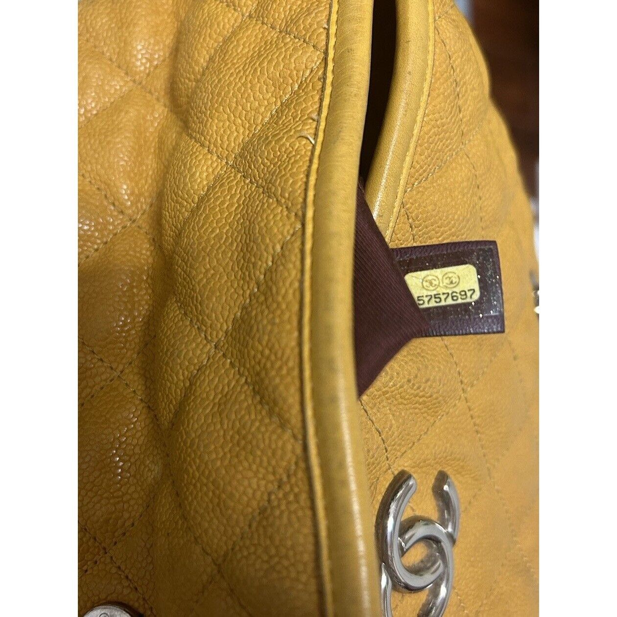 Chanel Chanel French Riviera Quilted CaviarLeather Hobo Bag Yellow Size ONE SIZE - 7 Thumbnail