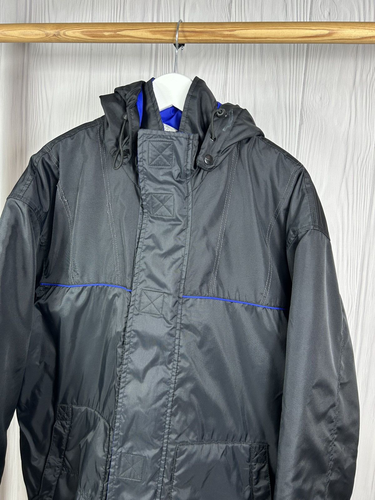 Nike Vintage Y2K Nike Nylon Jacket Big Swoosh Size M Size US M / EU 48-50 / 2 - 4 Thumbnail