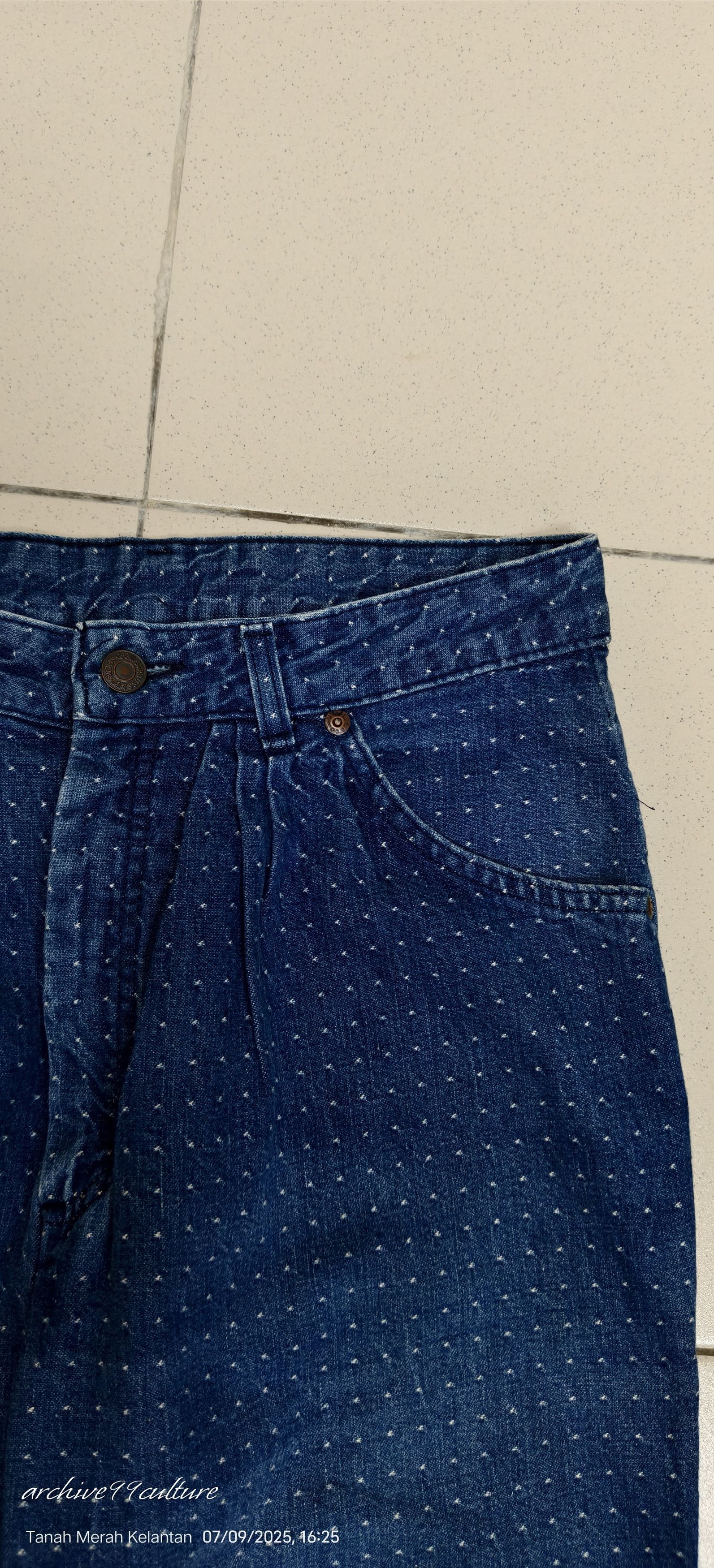 Levi's Vintage 90's Levi's Misses Snow high rise tapered jeans Size 28" / US 6 / IT 42 - 4 Thumbnail