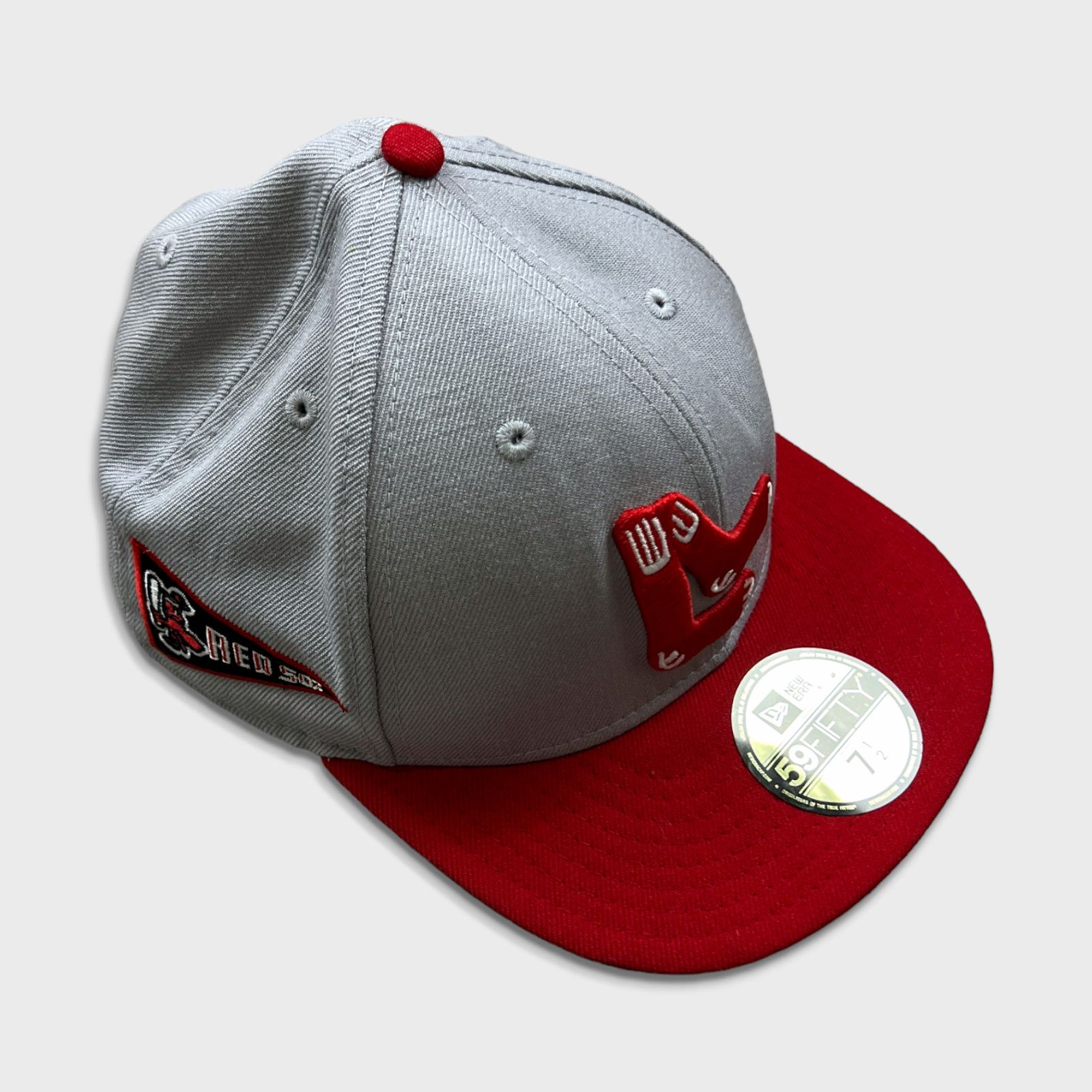 新品 NEW ERA Flame 7 7/8 CALGARY FLAMES NHL OFF WHITE RADIANT RED GLOW IN THE DARK NEW ERA