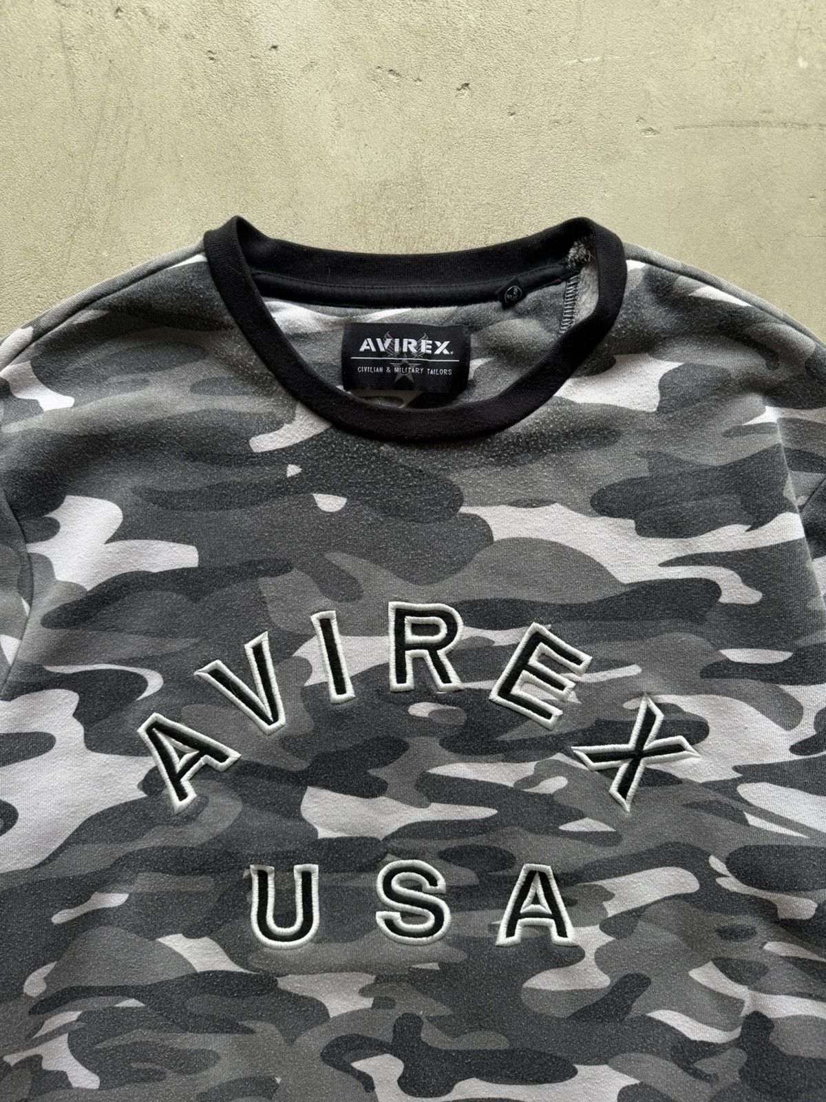 Avirex Avirex USA Black Camo Embroidered Crewneck Sweatshirt Size US L / EU 52-54 / 3 - 2 Thumbnail