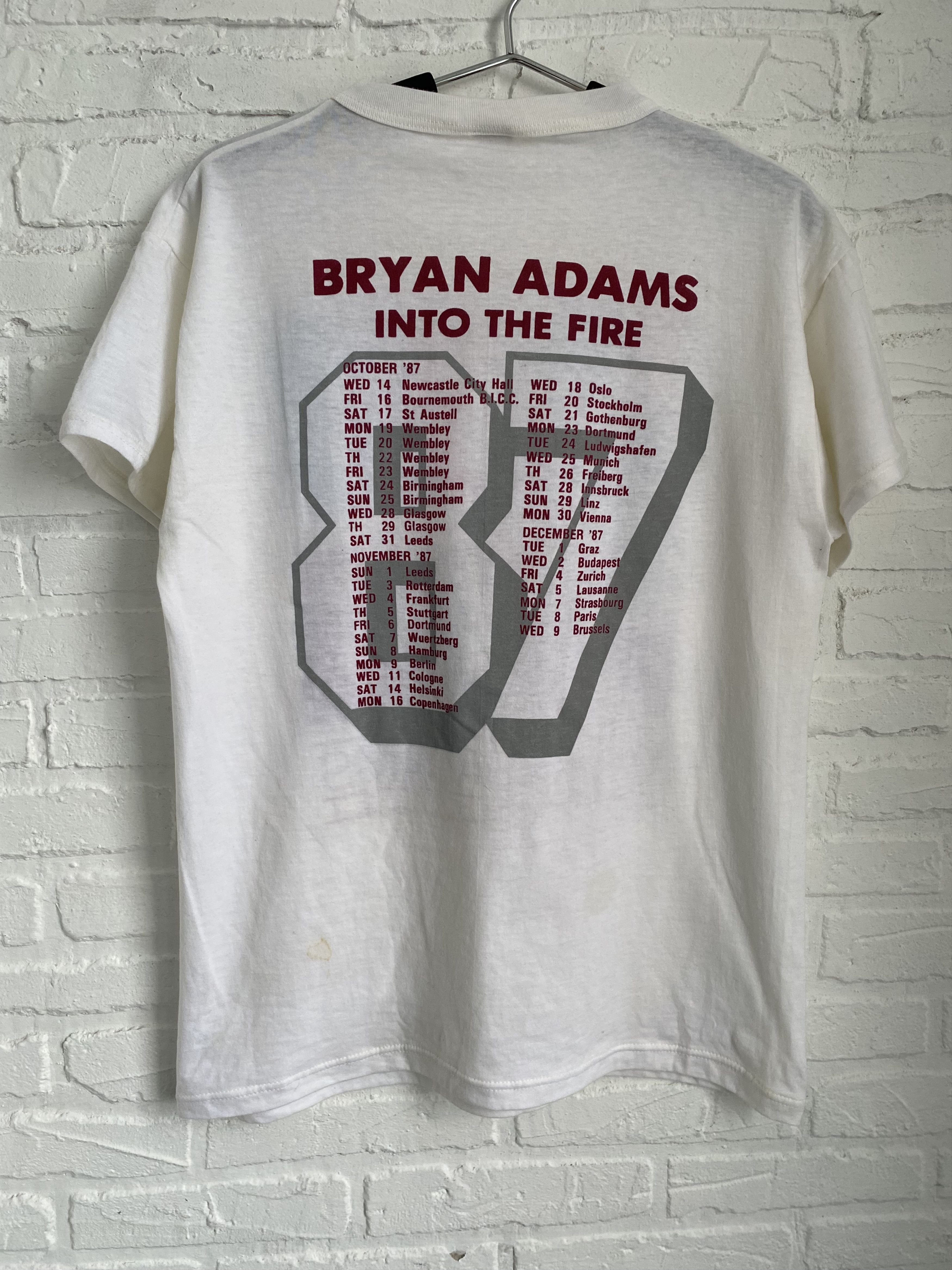 Band Tees × Vintage Vintage 1987 Bryan Adams Into The Fire tour t-shirt . Size US L / EU 52-54 / 3 - 2 Thumbnail