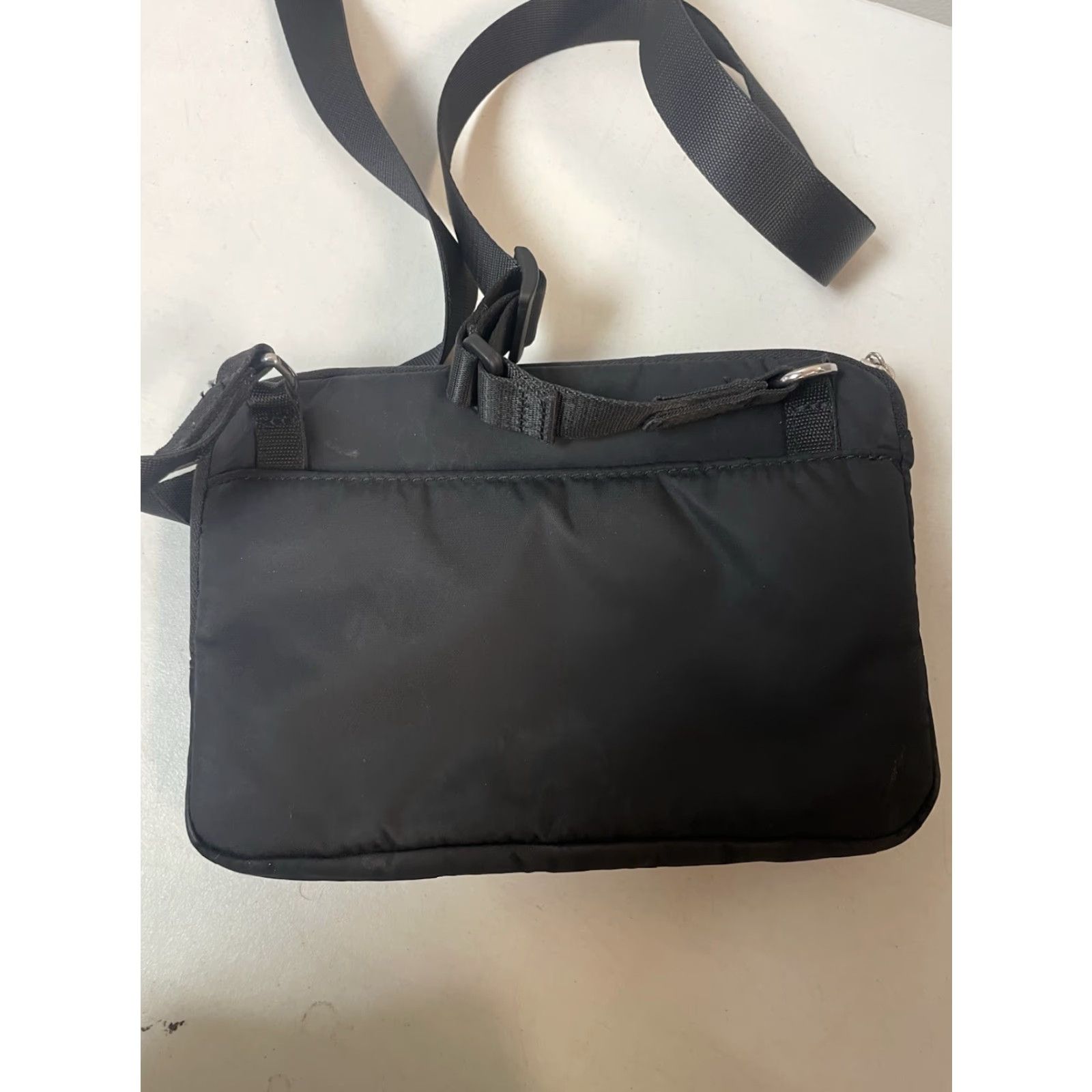 Lululemon Lululemon City Adventurer Crossbody Bag Nylon Womens Small Black City Adventurer Crossbody Bag Size ONE SIZE - 2 Thumbnail