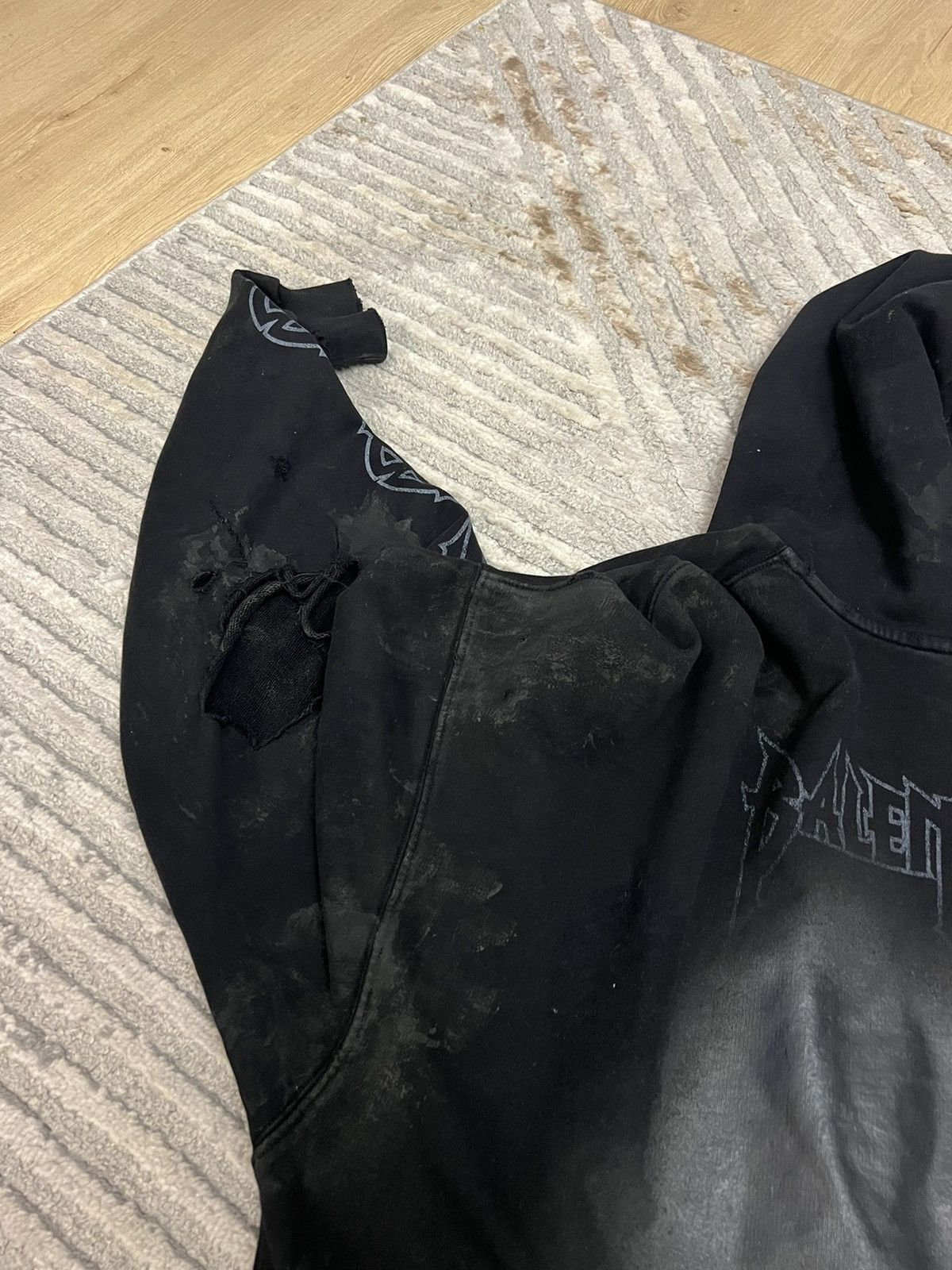 Balenciaga Balenciaga Paris Moon hoodie Size US M / EU 48-50 / 2 - 10 Thumbnail