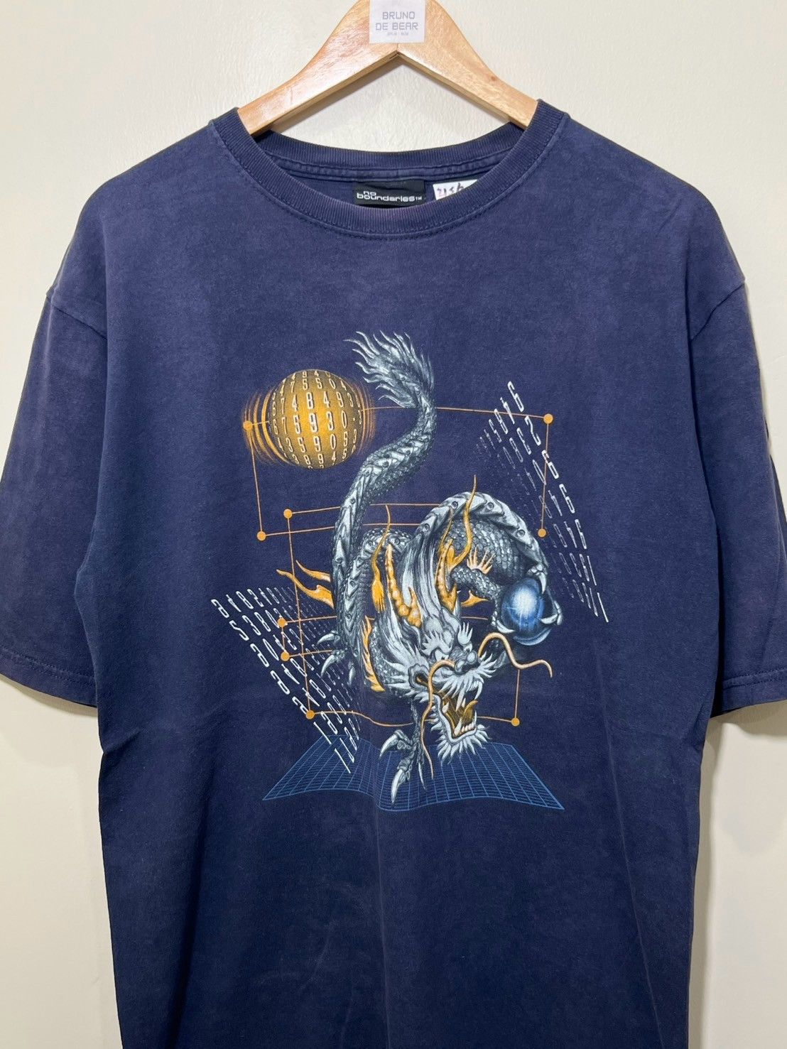 Vintage Vintage No Boundaries Dragon shirt Y2K bnz01 Size US M / EU 48-50 / 2 - 2 Thumbnail