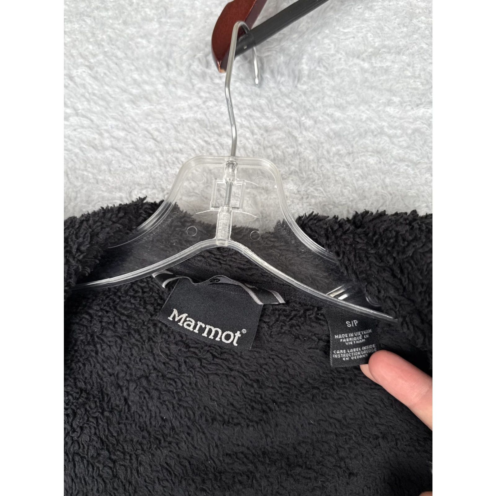 Marmot Marmot Jacket Womens Small Black Sherpa Fleece Hooded Full Zip Outdoor Mid-Length Pocket Zippered Pockets Size S / US 4 / IT 40 - 3 Thumbnail