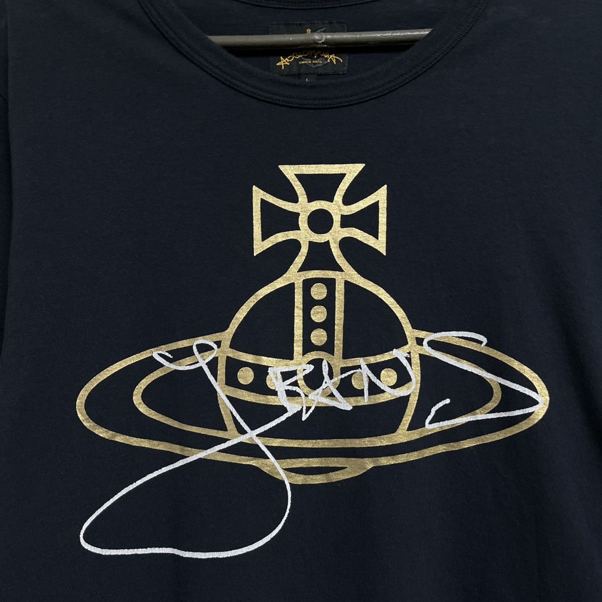 Vivienne Westwood Vivienne Westwood T-shirt Big Logo L Size Size US L / EU 52-54 / 3 - 6 Thumbnail