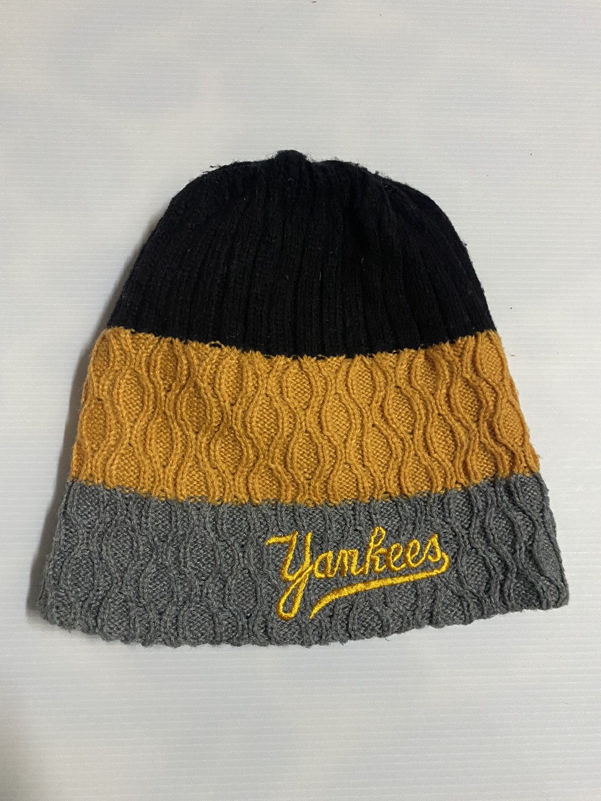 MLB MLB Yankees Embroidery Beanie Hat Size ONE SIZE - 1 Thumbnail