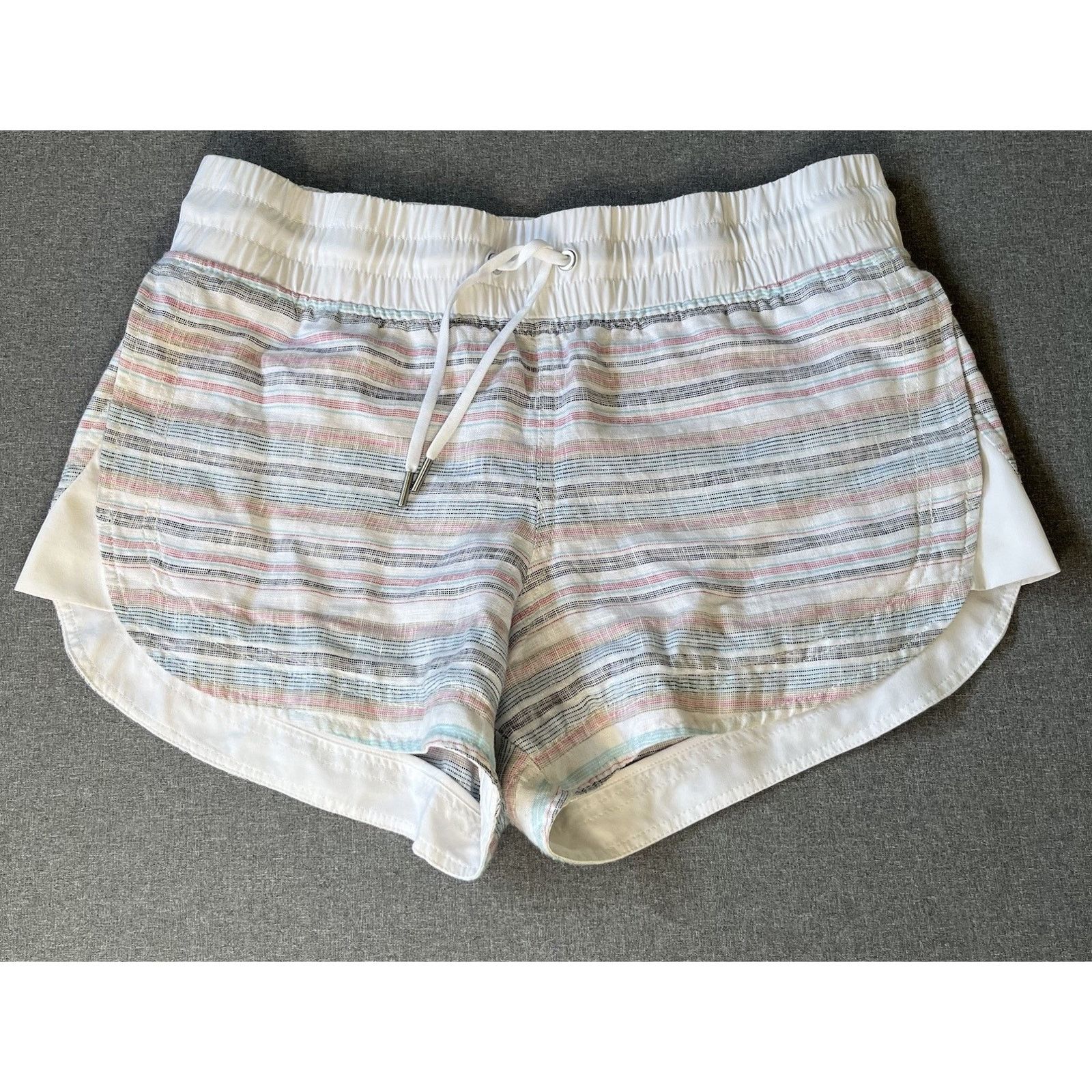 Athleta Athleta Cabo Beachside Shorts Women 8 Linen White Striped Size 30" / US 8 / IT 44 - 1 Thumbnail