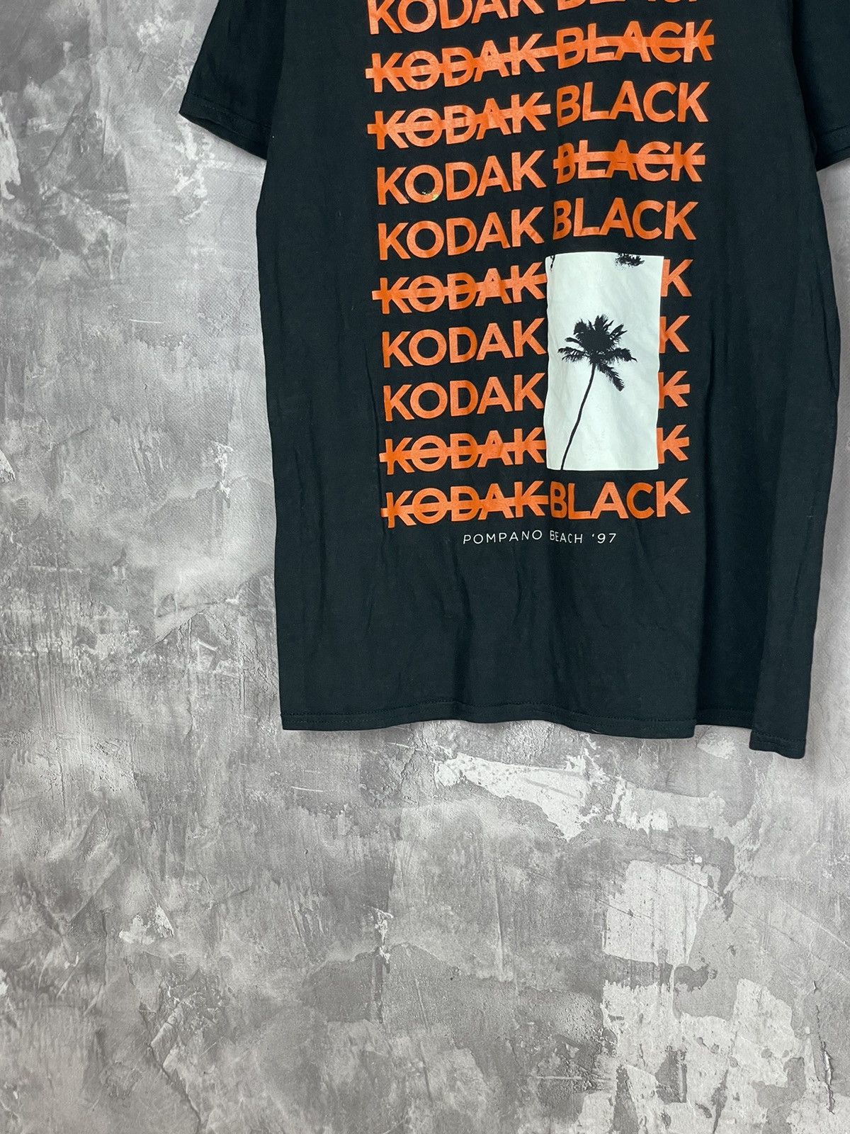 Hypebeast × Rap Tees KODAK BLACK POMPANO MERCHANDISE T-SHIRT Size US S / EU 44-46 / 1 - 4 Thumbnail
