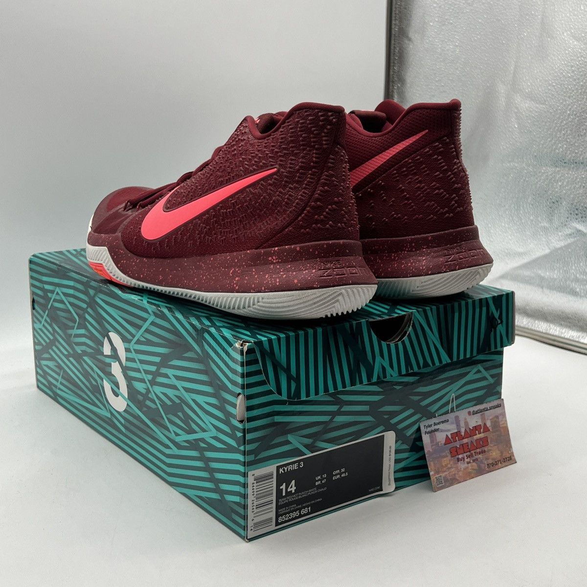 Nike Kyrie 3 hot punch Size US 14 / EU 47 - 4 Thumbnail