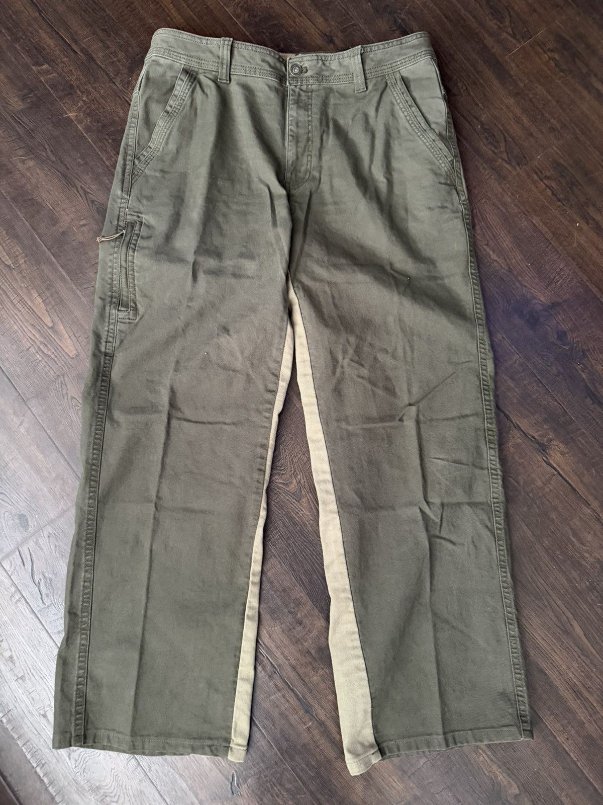 Other Khaki and cream straight leg cargo pants with a wide leg Size US 34 / EU 50 - 1 Thumbnail