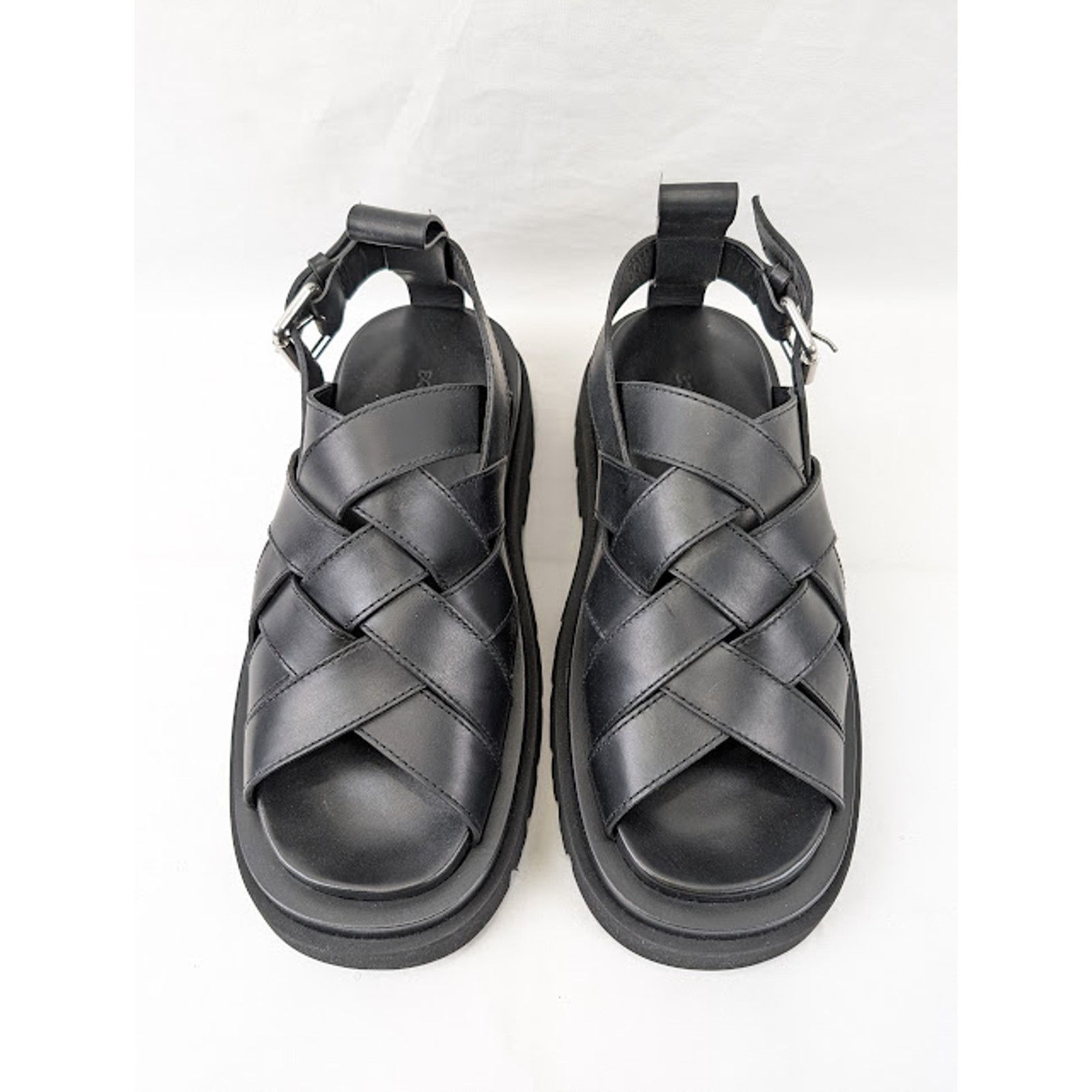 Bottega Veneta o1rshd1 Lug Sandal Military Calf in Black Size US 9 / EU 42 - 15 Thumbnail
