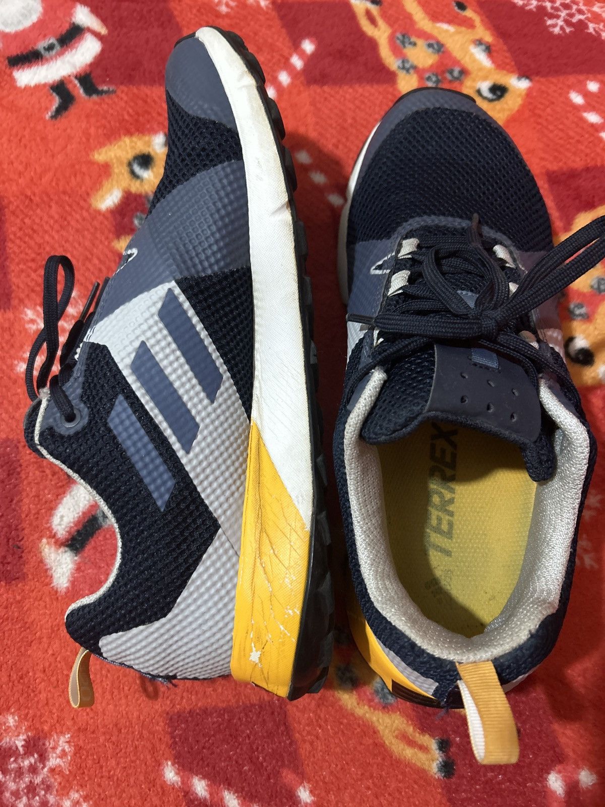 Adidas Adidas terex Size US 9.5 / EU 42-43 - 2 Thumbnail