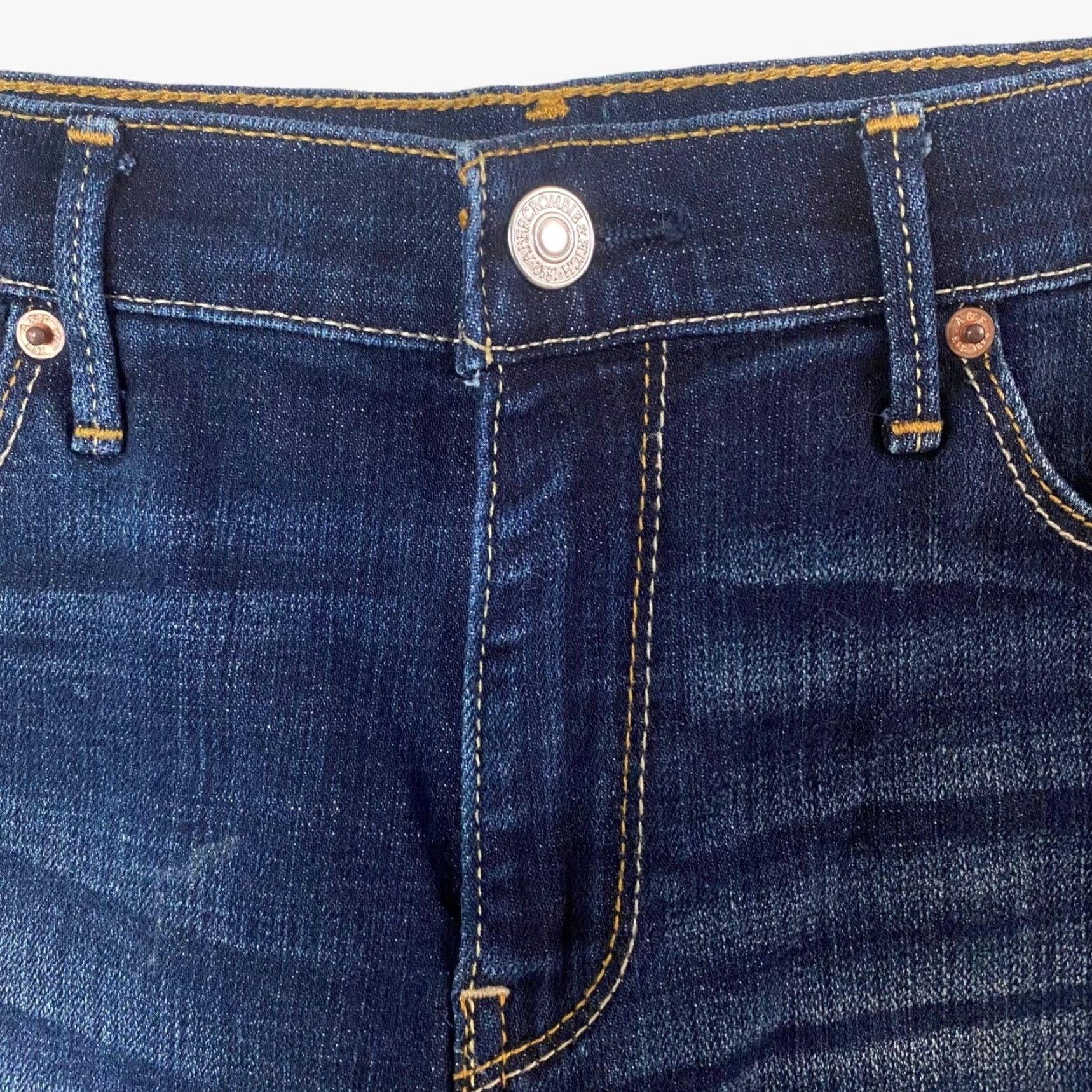 Abercrombie & Fitch Abercrombie & Fitch Jeans Shorts Women Size 27 Dark Wash Denim Cut-Offs Stretch Size 27" / US 4 / IT 40 - 5 Thumbnail