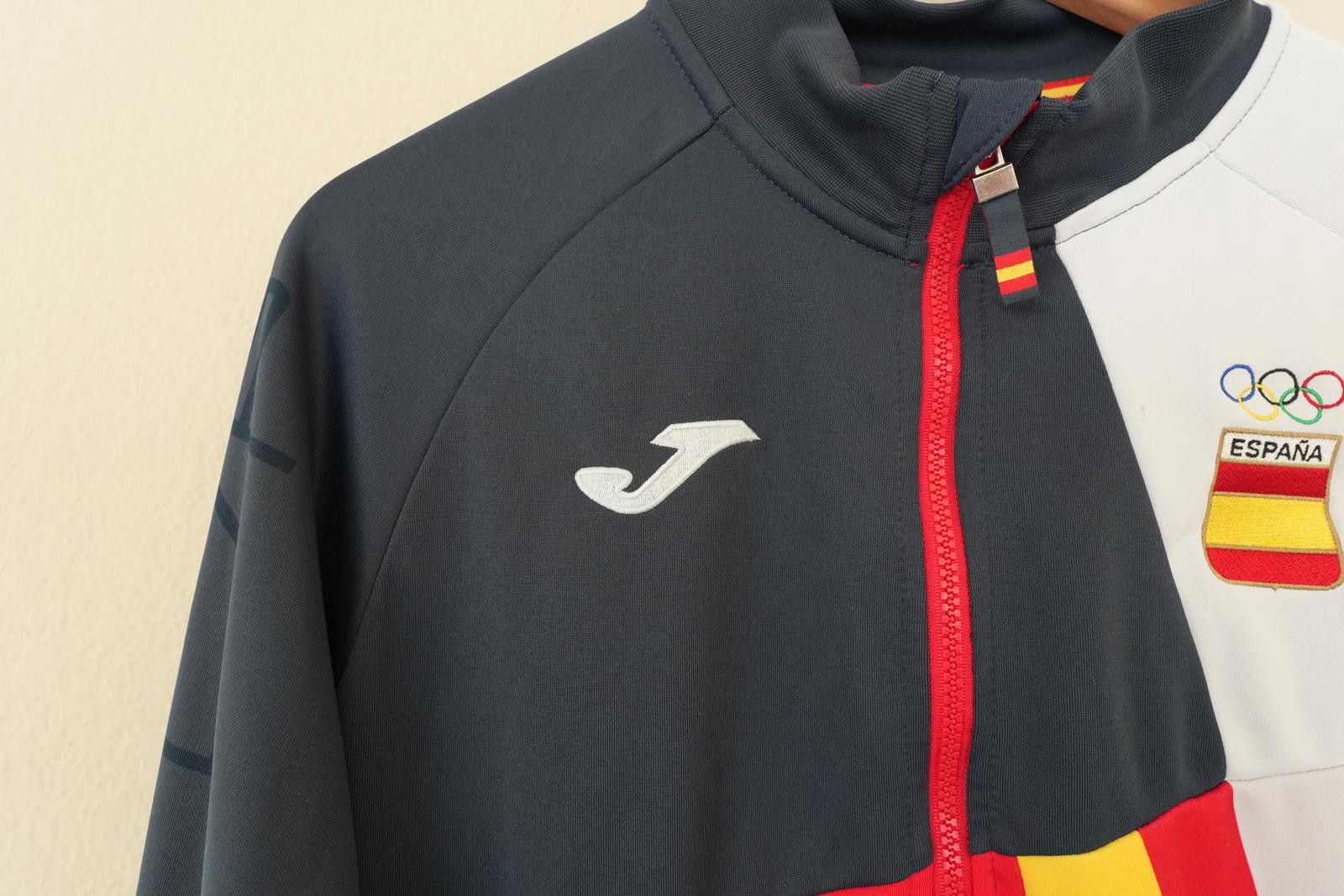 Joma Joma Sweater Men's M Red Yellow Espana Olympics Size US M / EU 48-50 / 2 - 3 Thumbnail