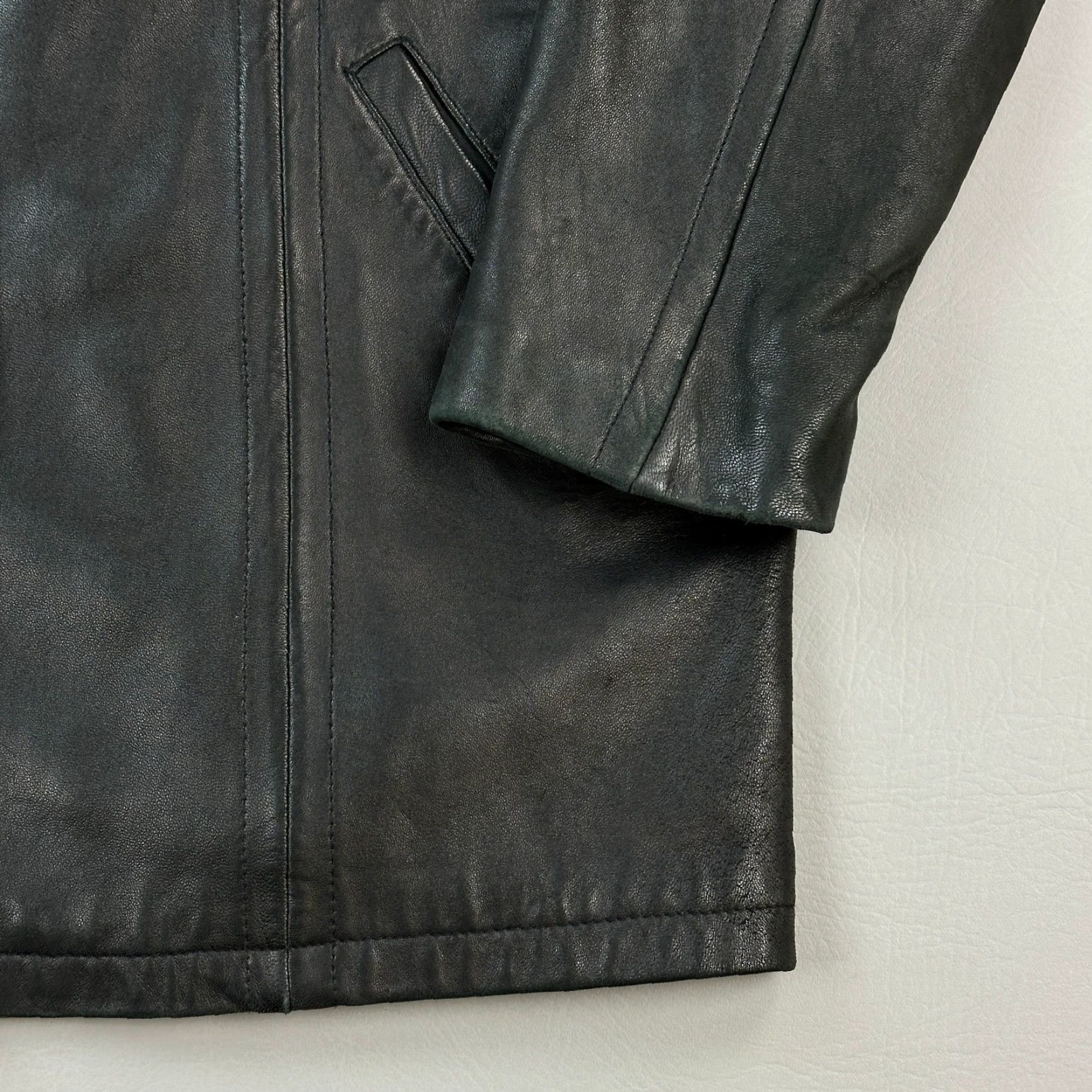 Vintage VINTAGE Winlit Jacket Women’s Medium Black Leather Button Front Outdoor Size M / US 6-8 / IT 42-44 - 3 Thumbnail