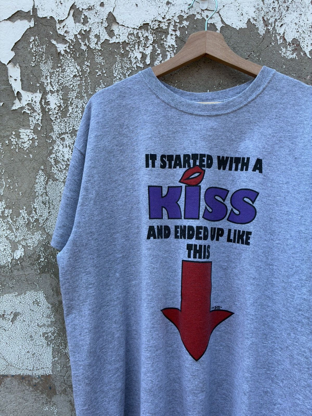 Vintage Vintage 90’s Porn Tee Size US XL / EU 56 / 4 - 5 Thumbnail