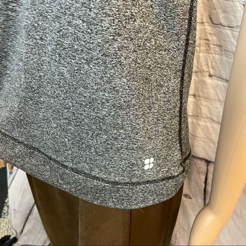 Sweaty Betty Sweaty Betty Grey Cross Racerback Top Size S Size S / US 4 / IT 40 - 9 Thumbnail