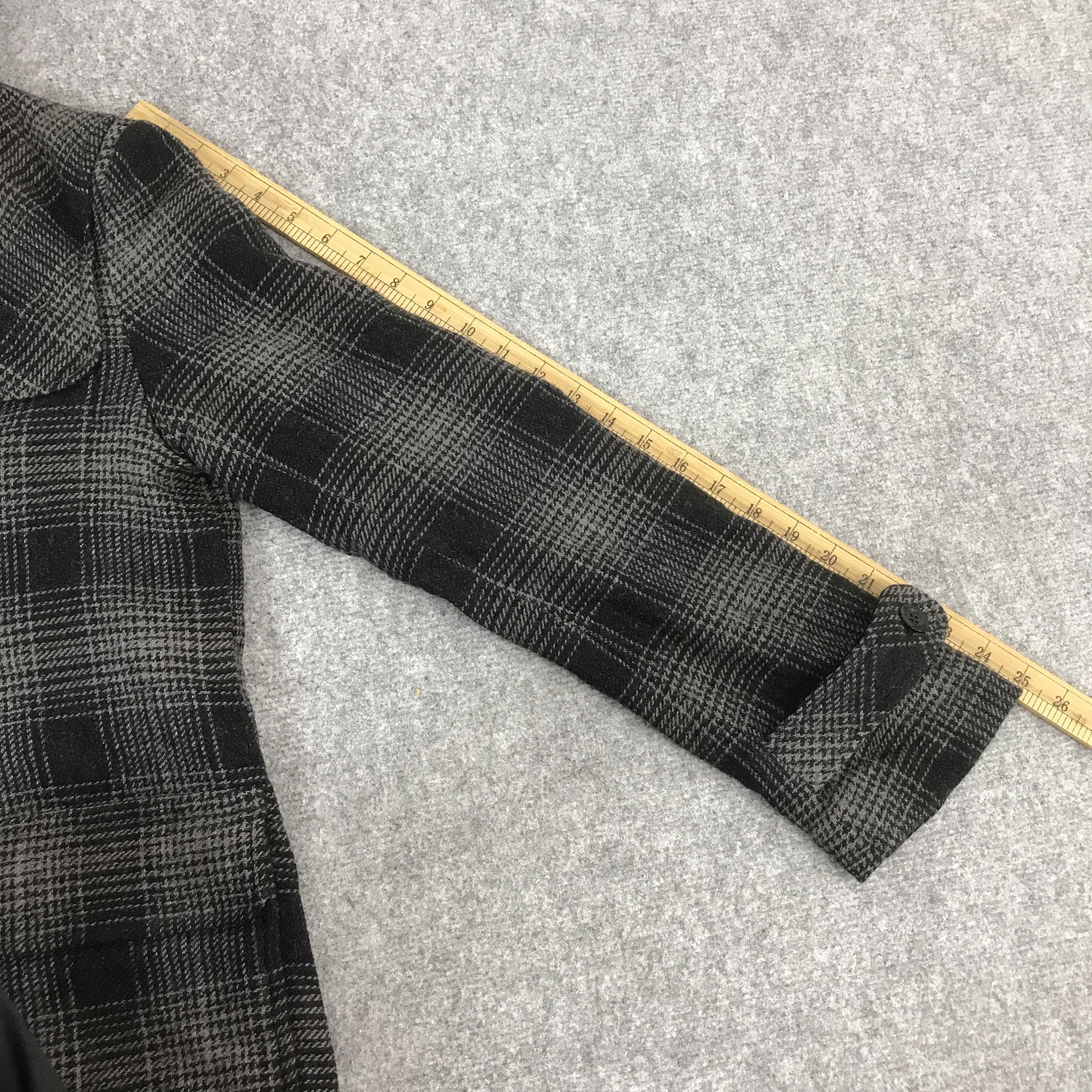 FACTOTUM FACTOTUM TARTAN JAPAN FUR HOODIE JACKET Size US M / EU 48-50 / 2 - 6 Thumbnail