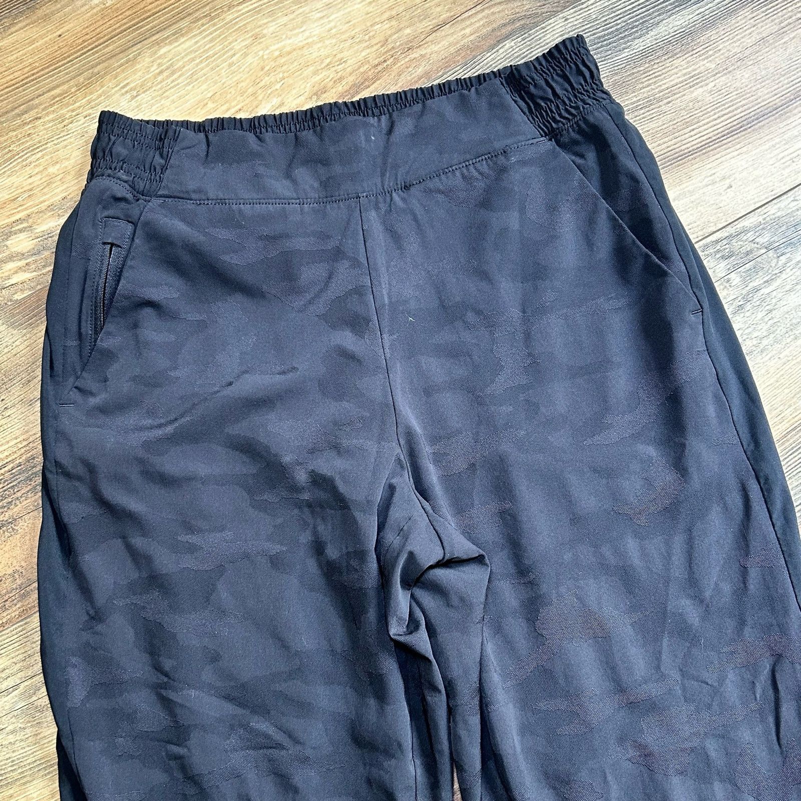 Athleta Athleta Brooklyn Textured Lined Jogger Black Camo Athleisure Size 28" / US 6 / IT 42 - 4 Thumbnail