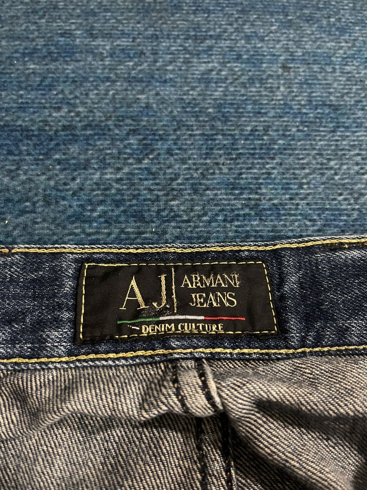 Armani Armani Jeans Distressed Denim Size US 29 - 21 Thumbnail