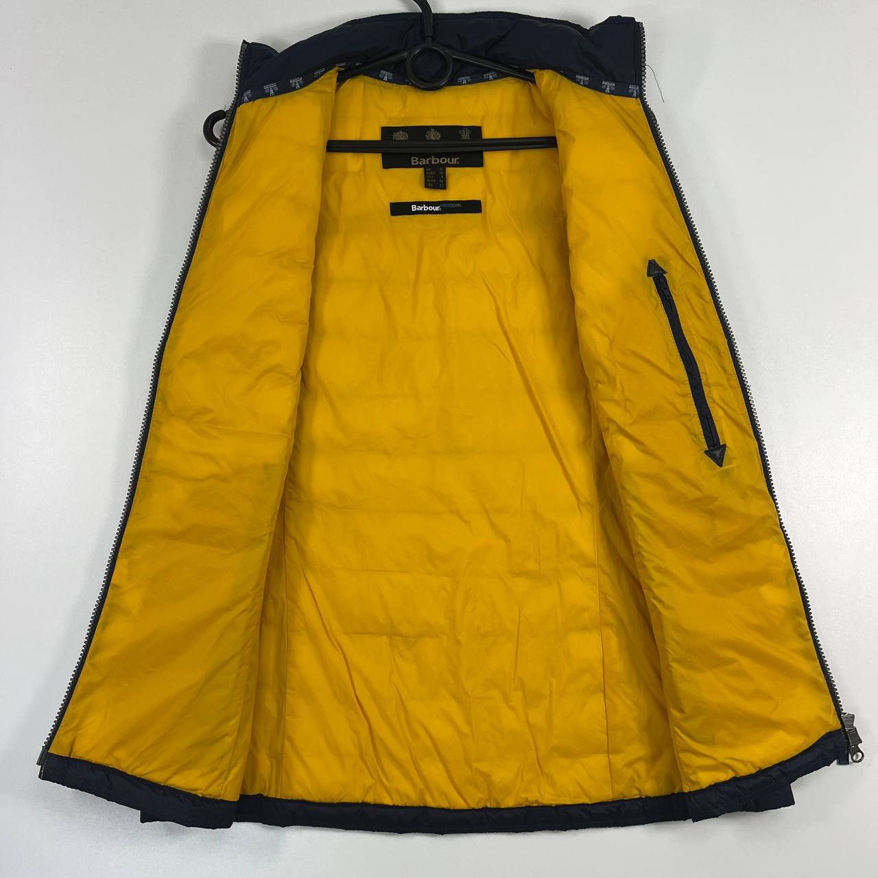 Barbour Barbour Navy Puffer Vest Fibre Down Zip Up Womens Size M Size M / US 6-8 / IT 42-44 - 3 Thumbnail