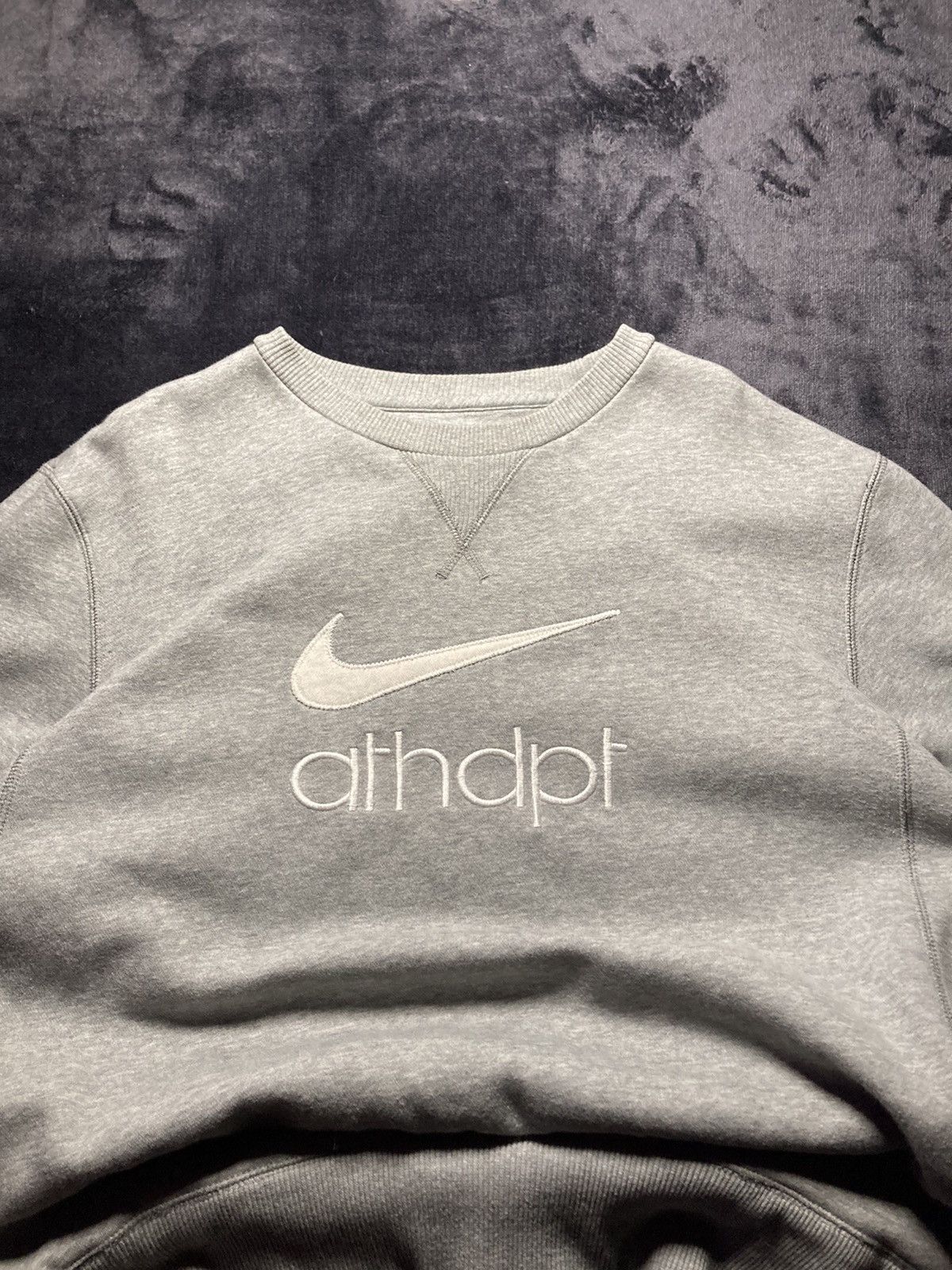 Nike × Vintage ⛩️ Vintage Nike Athletic basic Big Logo Sweatshirt Boxy 2k Size US L / EU 52-54 / 3 - 3 Thumbnail