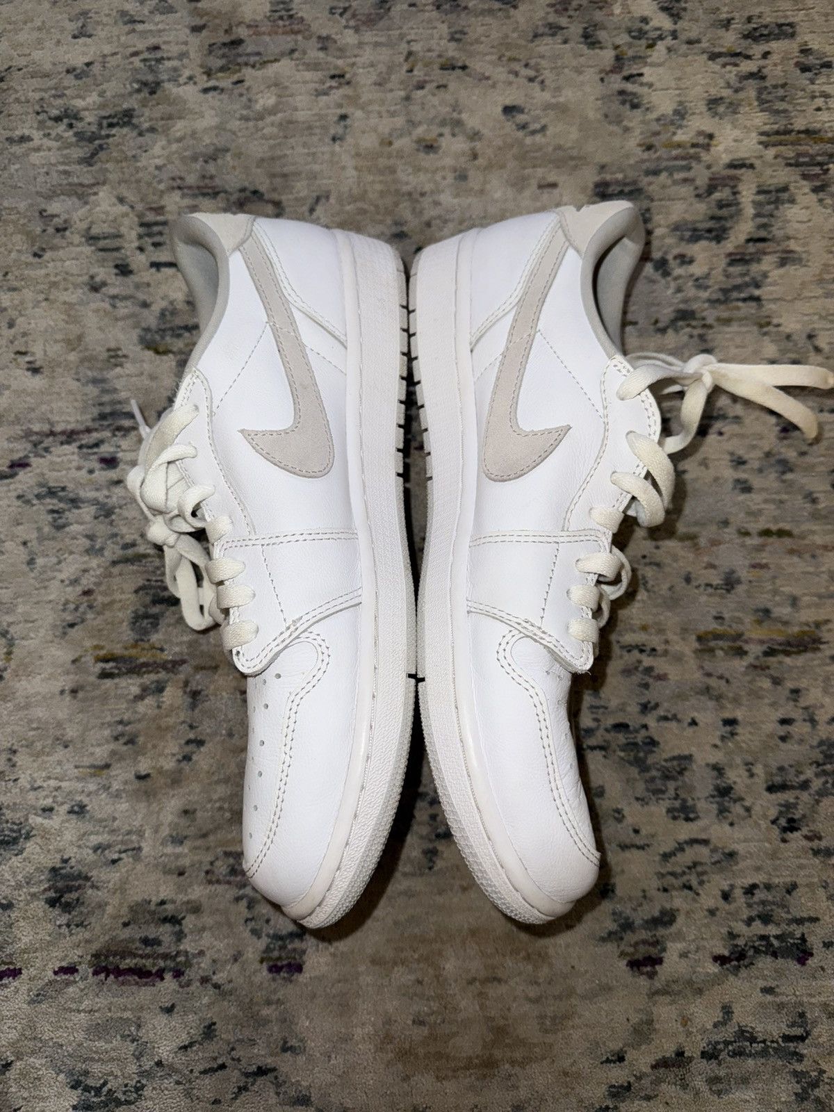 Jordan Brand × Nike Air Jordan 1 Low OG Neutral Size 10.5 Size US 10 / EU 43 - 2 Thumbnail