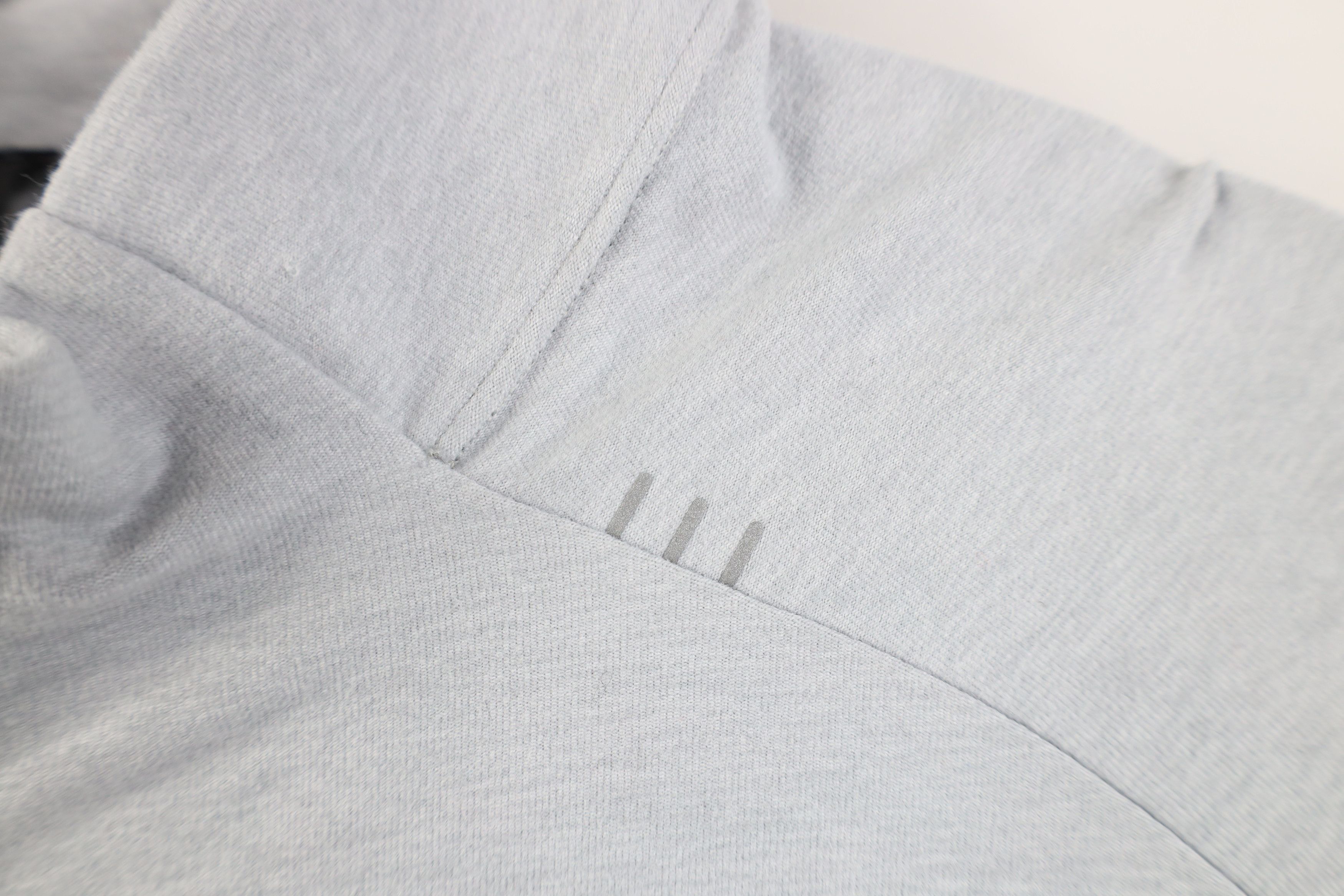 Lululemon Lululemon Surge Half Zip Pullover Running Yoga Jacket Top Size US L / EU 52-54 / 3 - 4 Thumbnail
