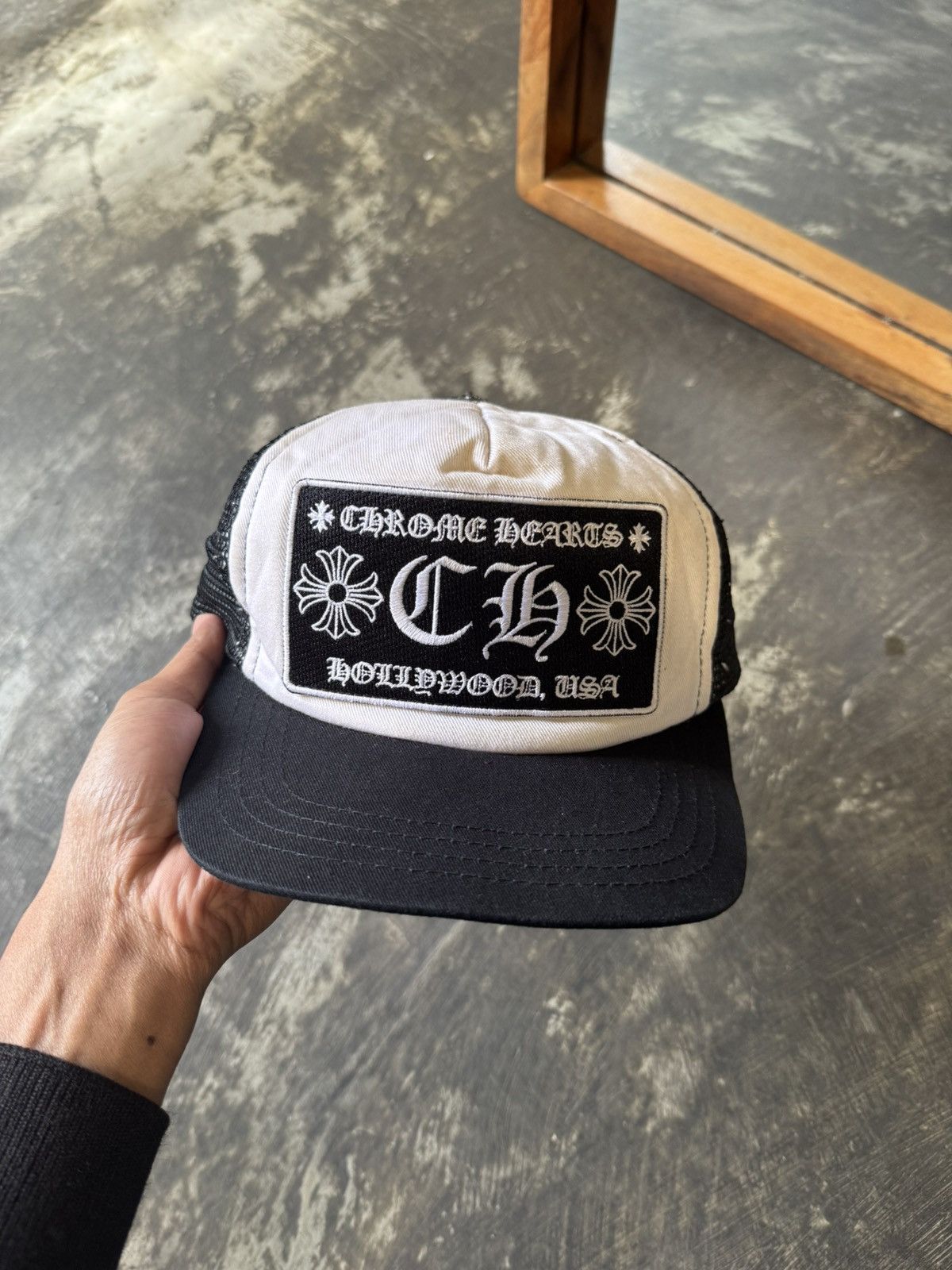 Chrome Hearts CHROME HEARTS HOLLYWOOD TRUCKER HAT Size ONE SIZE - 1 Thumbnail