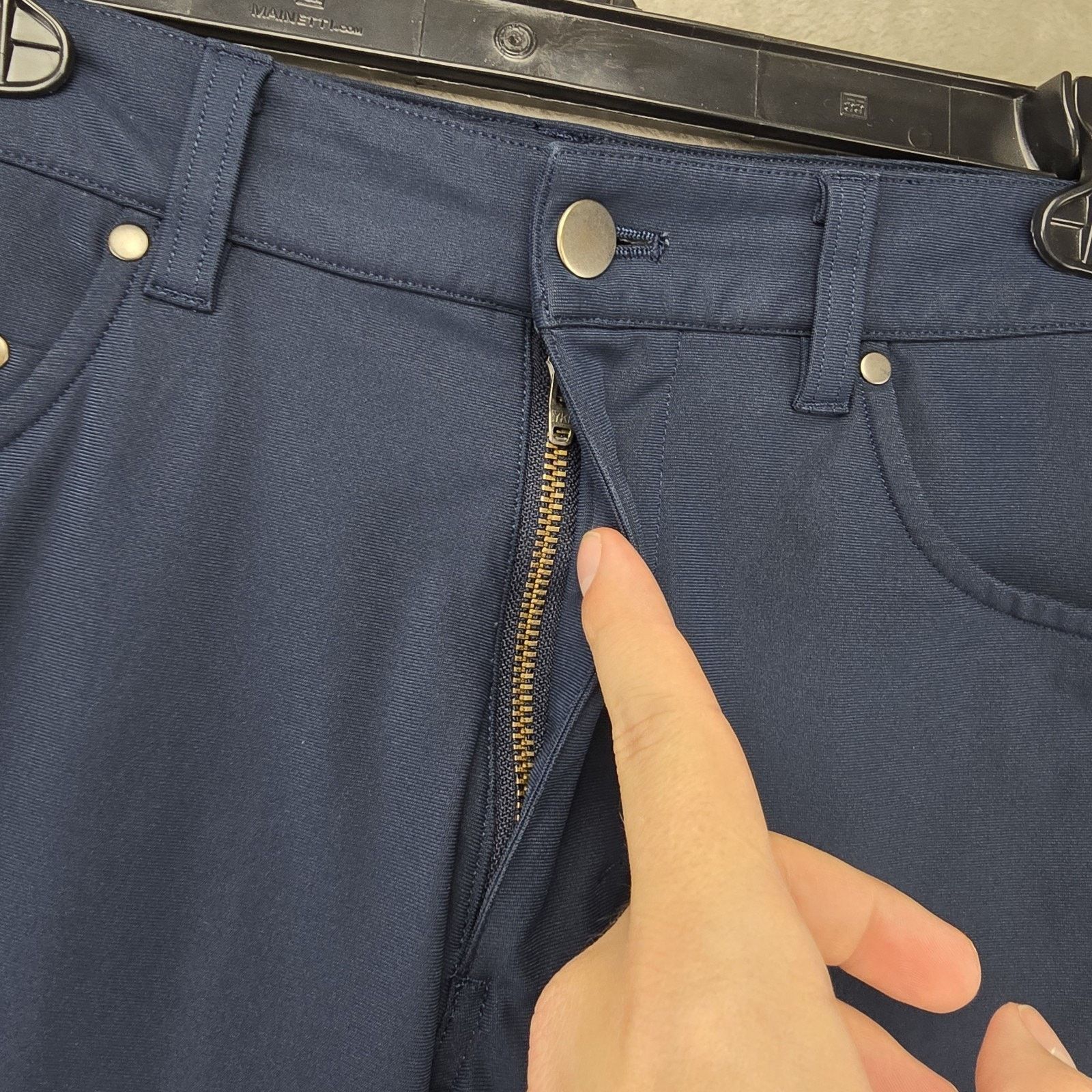 Lululemon Lululemon ABC Slim Fit Pants 31 (Fits 32x32) Warpstreme FLAW Size US 31 - 4 Thumbnail