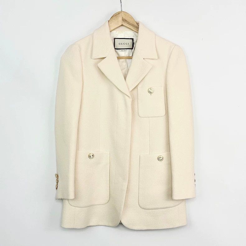 Gucci Gucci Size 38 Beige gold-buttoned suit coat 2502-Nextarrow Size US S / EU 44-46 / 1 - 1 Thumbnail