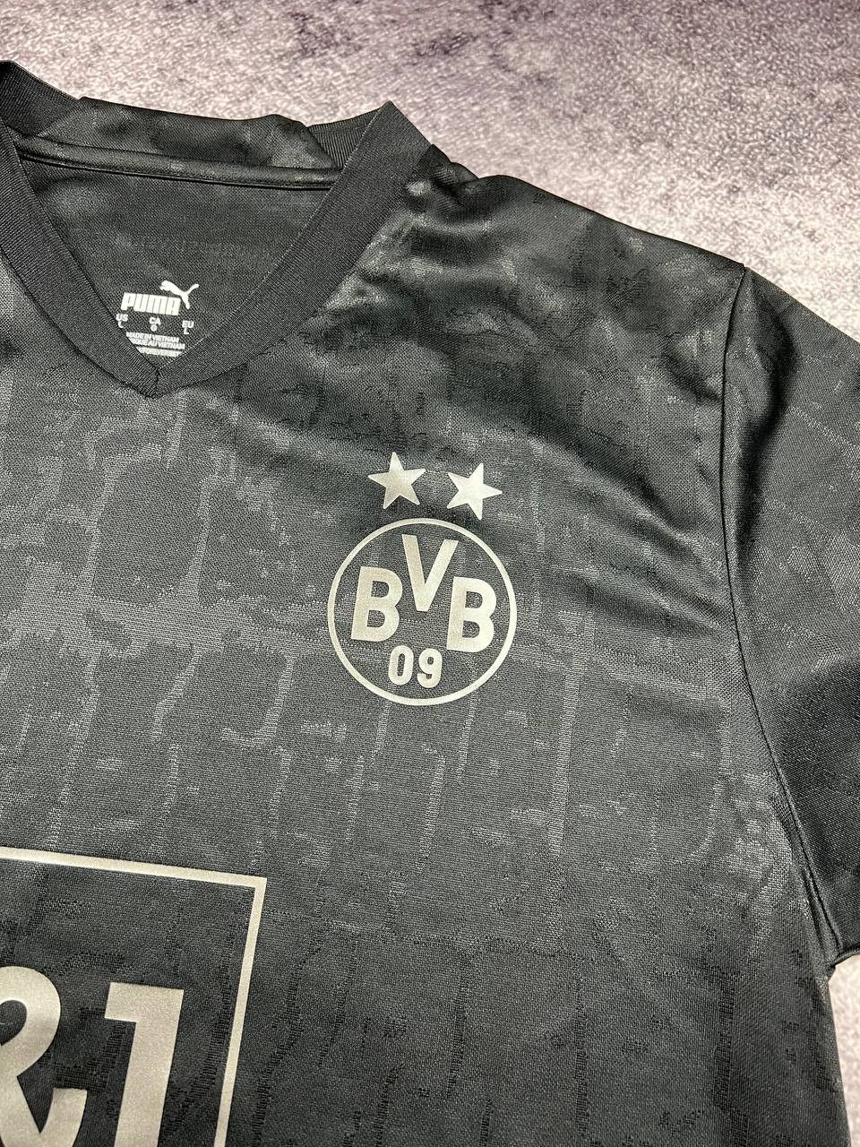 Puma Borussia Dortmund 2022-23 Black Special Edition Jersey Size US L / EU 52-54 / 3 - 7 Thumbnail
