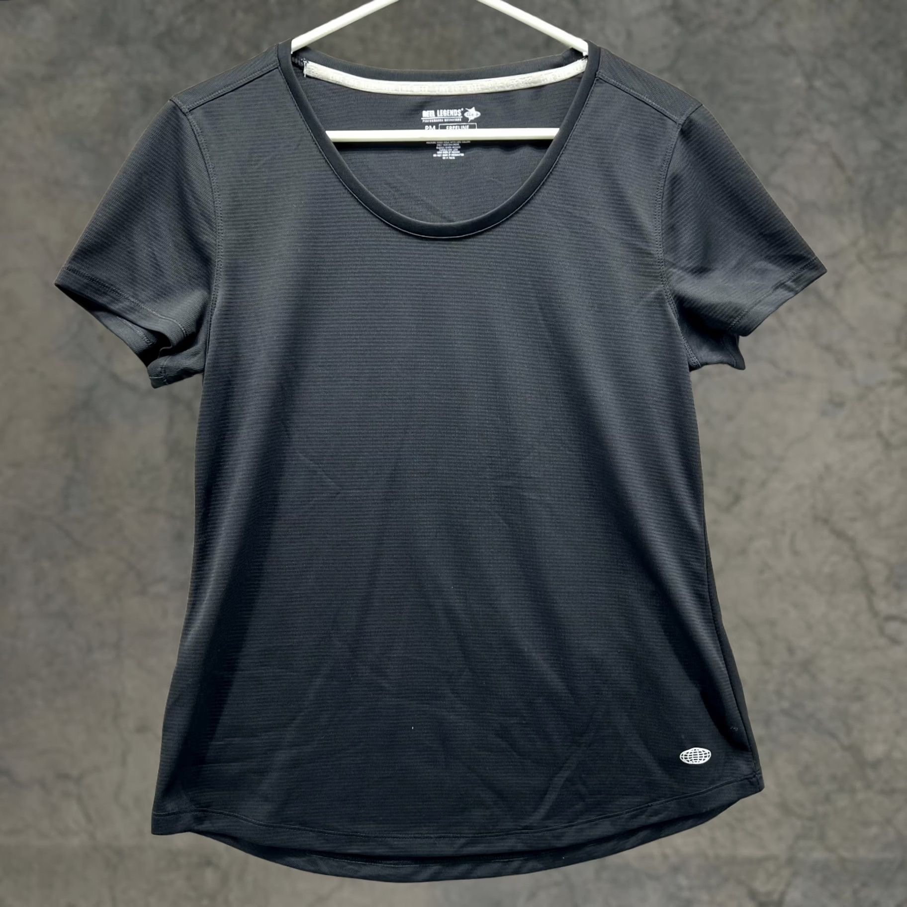 Vintage VINTAGE Reel Legends Shirt Women PM Black Polyester Jersey Short Sleeve Round Neck Classic All Seasons Mens? Size M / US 6-8 / IT 42-44 - 1 Thumbnail