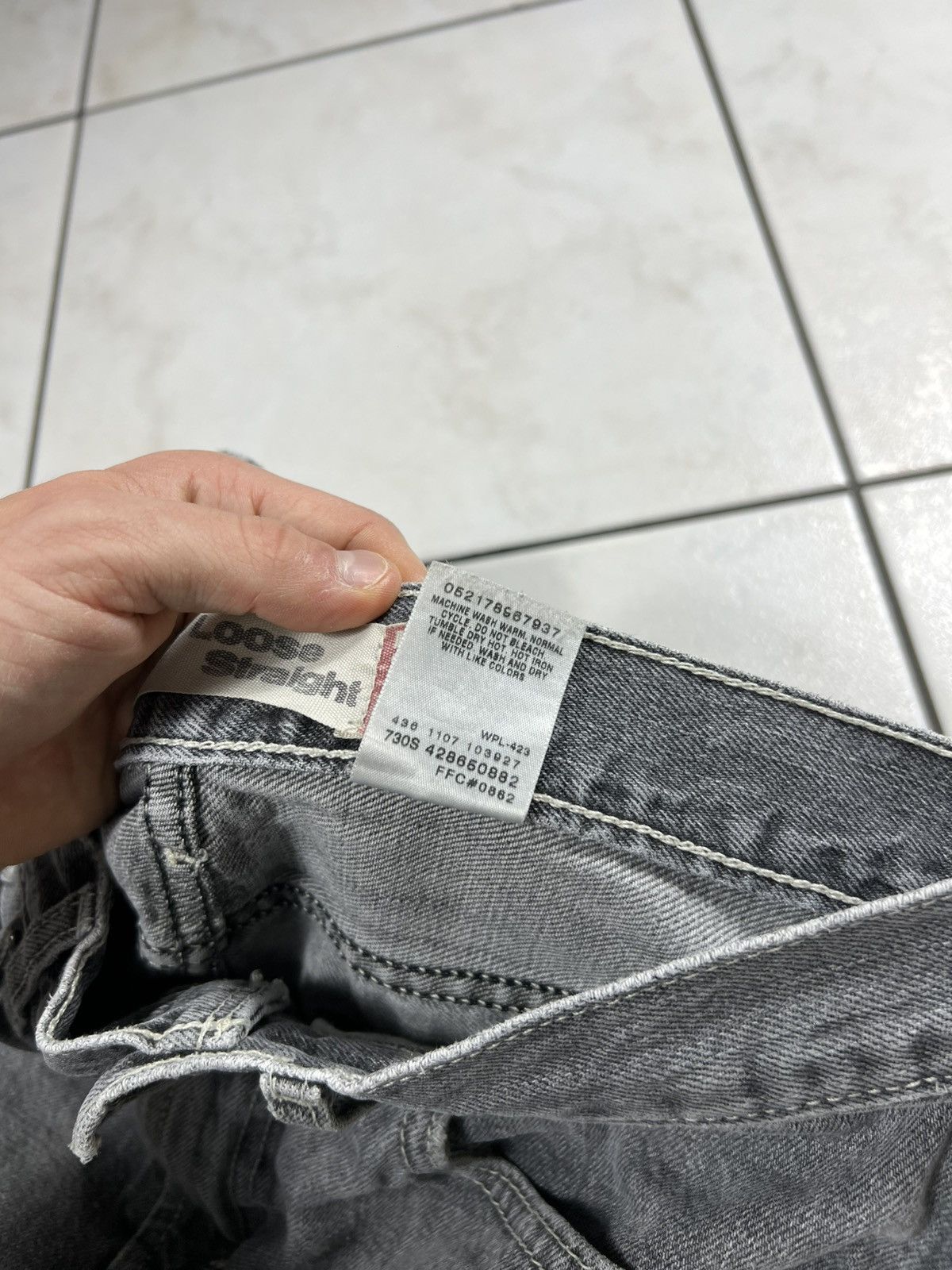 Levi's Vintage 90s Levis 569 loose straight washed distressed jeans Size US 29 - 19 Thumbnail