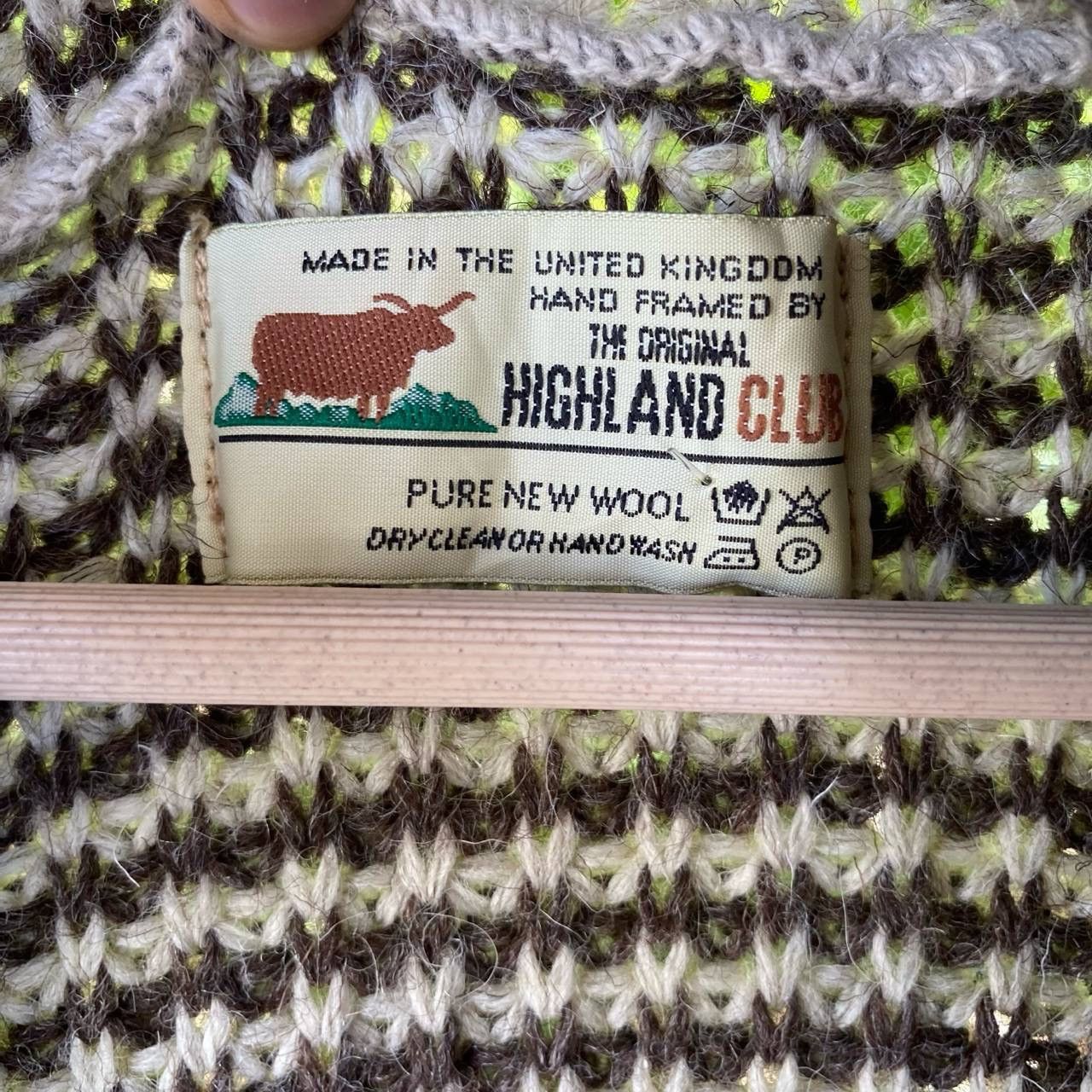 Aran Isles Knitwear Vintage Wool Hand Frame Hoodie Cardigan Jacket Size US M / EU 48-50 / 2 - 5 Thumbnail